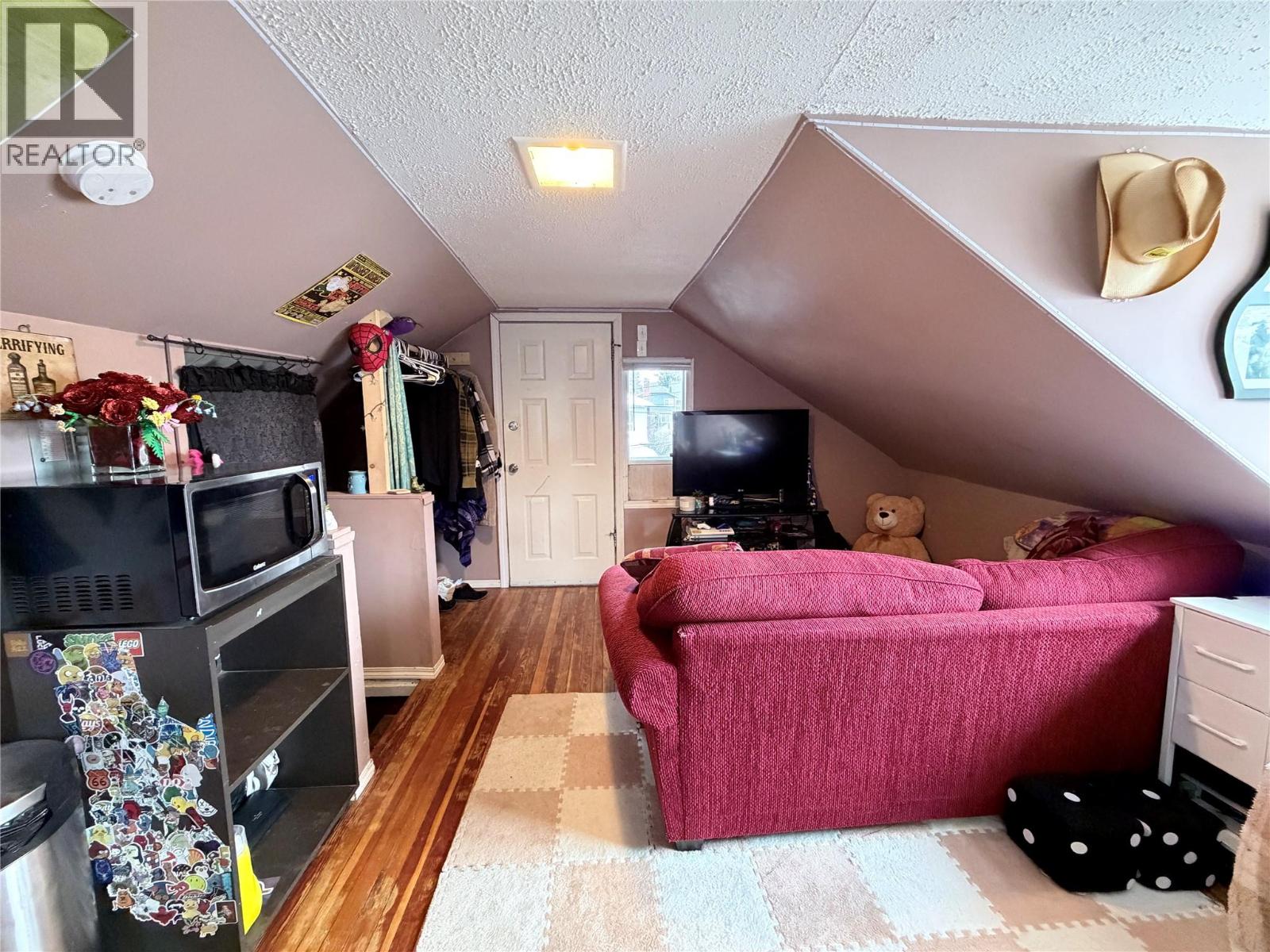 229 9Th Avenue S, Cranbrook