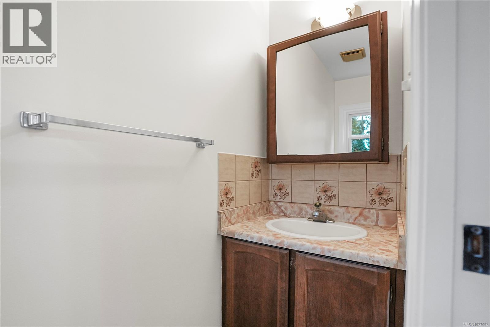 9343 Carnoustie Cres, North Saanich