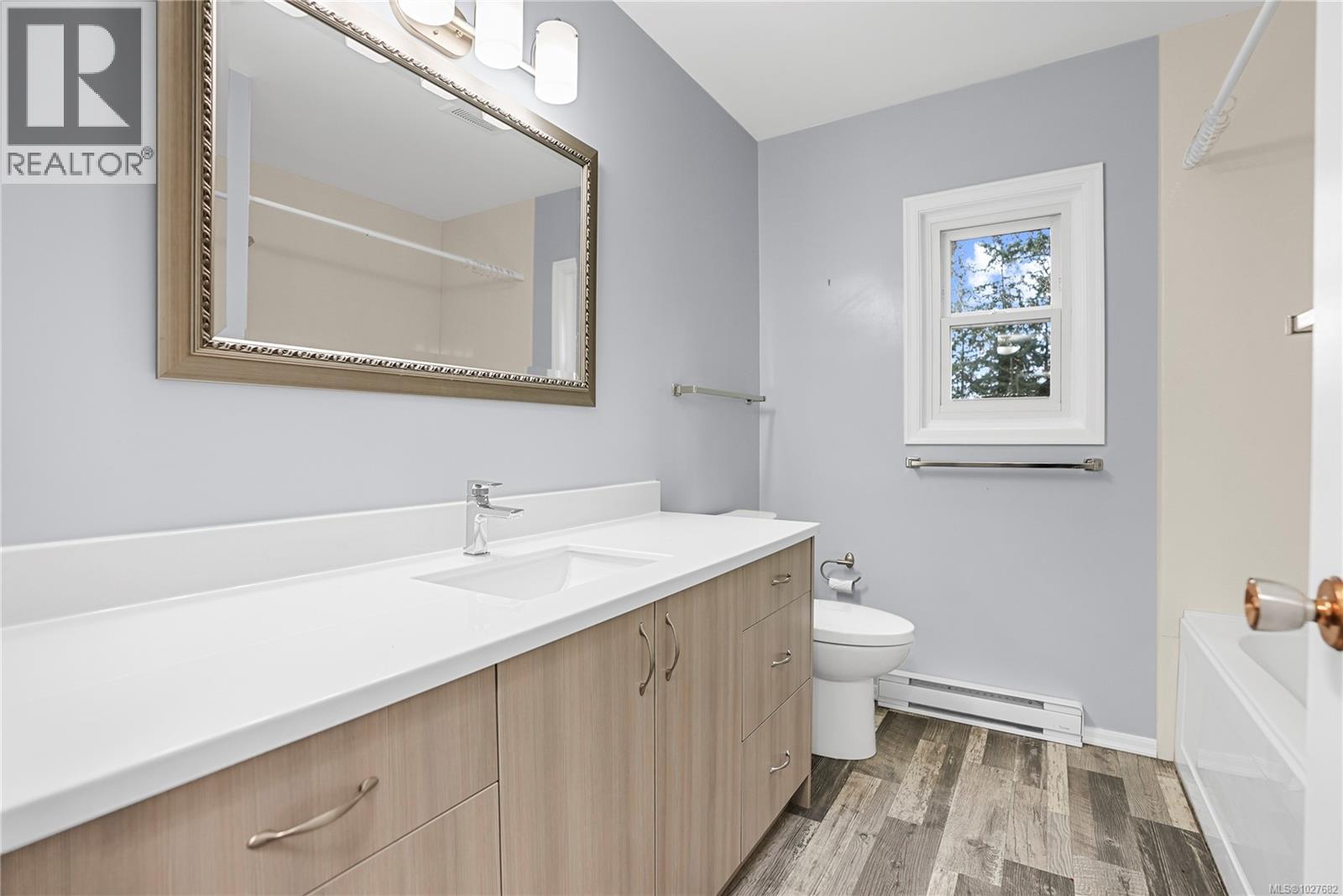 9343 Carnoustie Cres, North Saanich