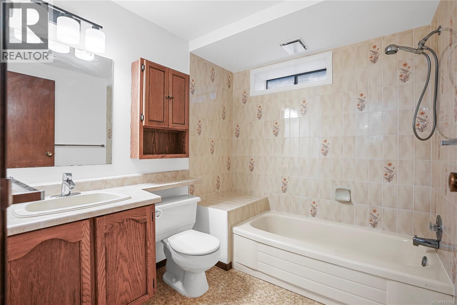 9343 Carnoustie Cres, North Saanich