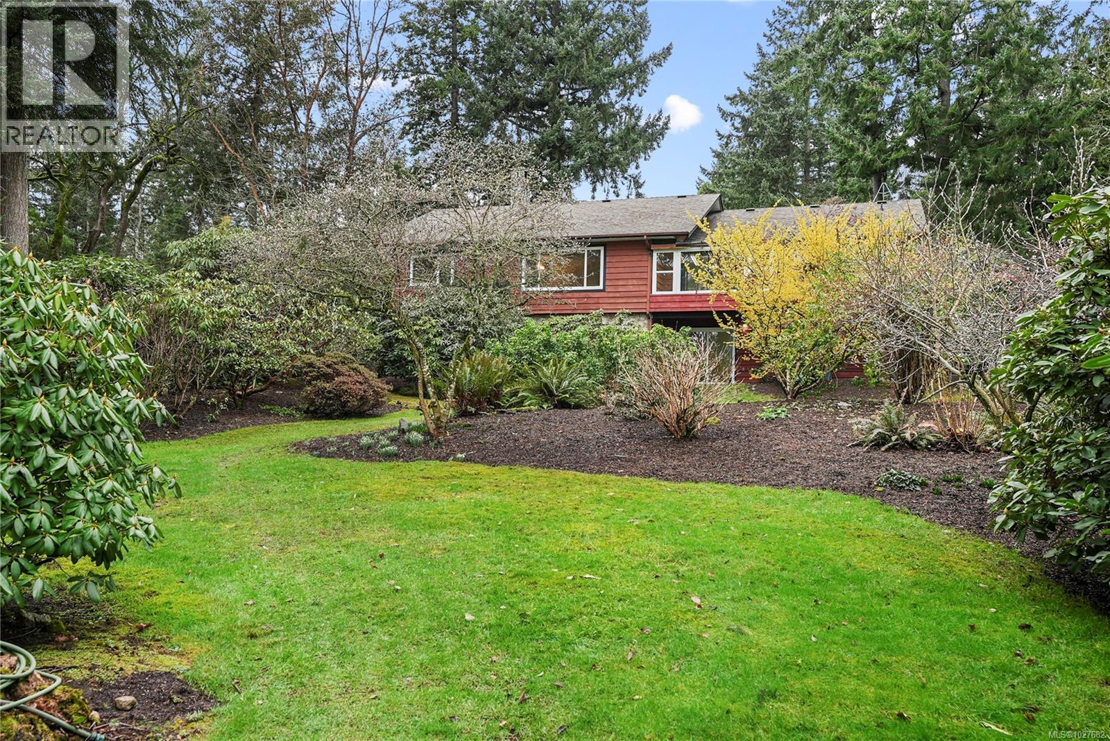 9343 Carnoustie Cres, North Saanich