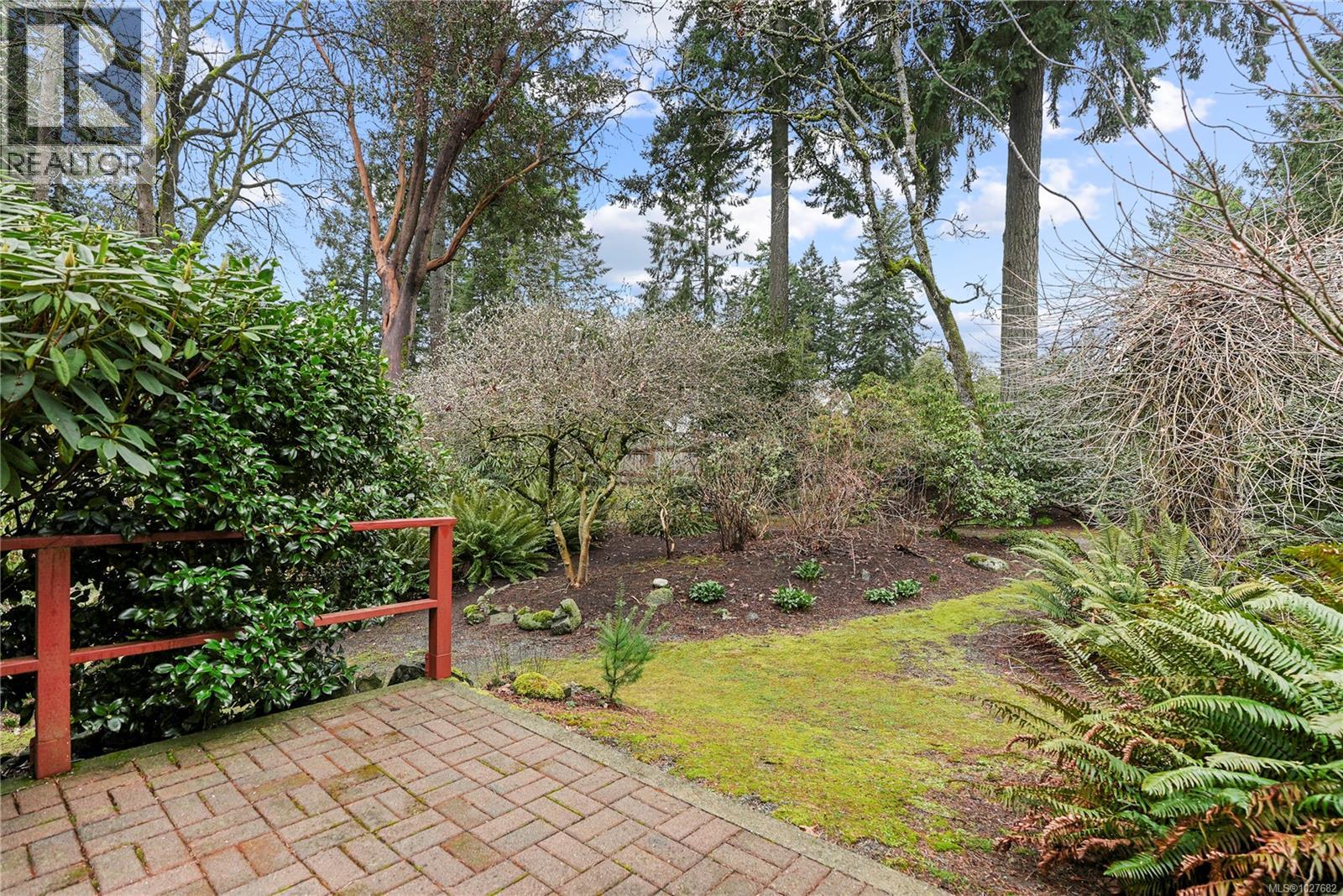 9343 Carnoustie Cres, North Saanich