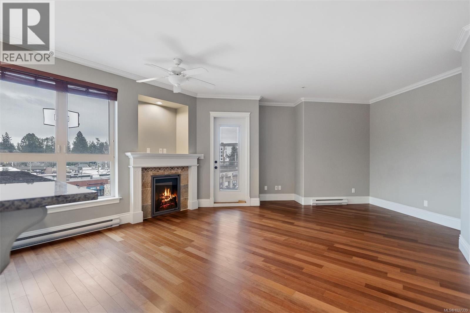 300 755 Goldstream Avenue, Langford