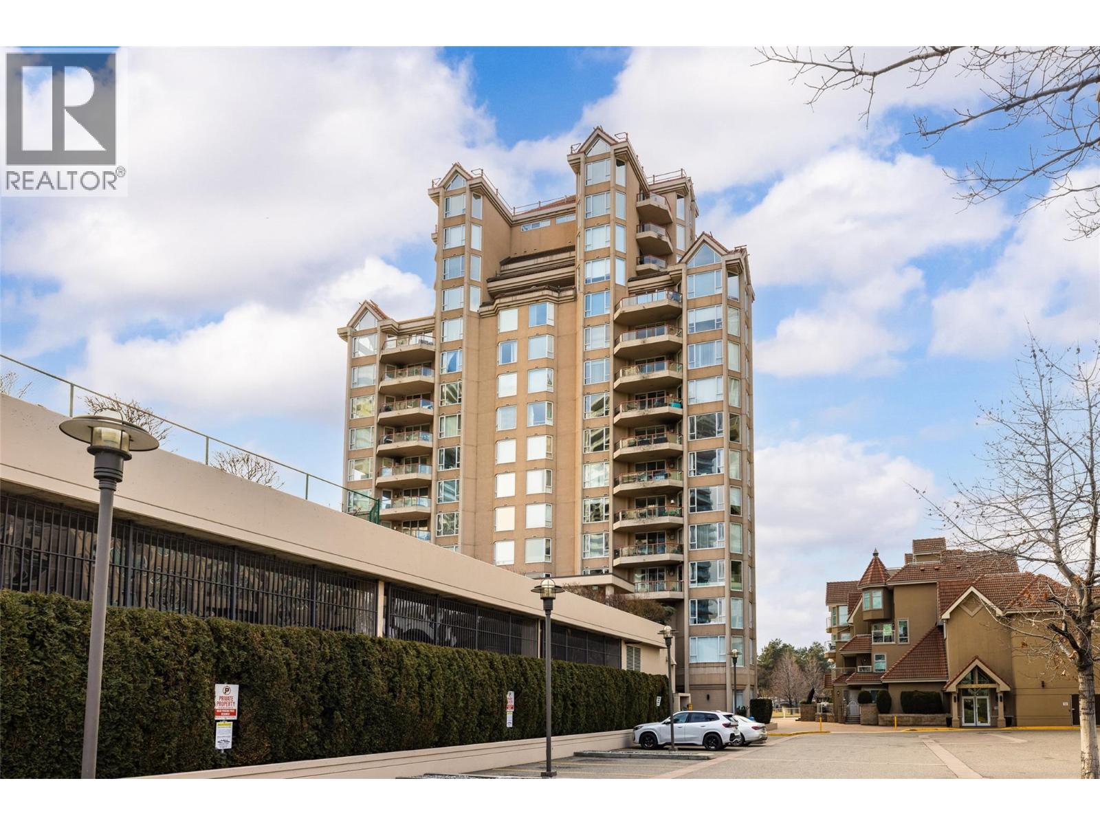 1160 Sunset Drive Unit# 901, Kelowna