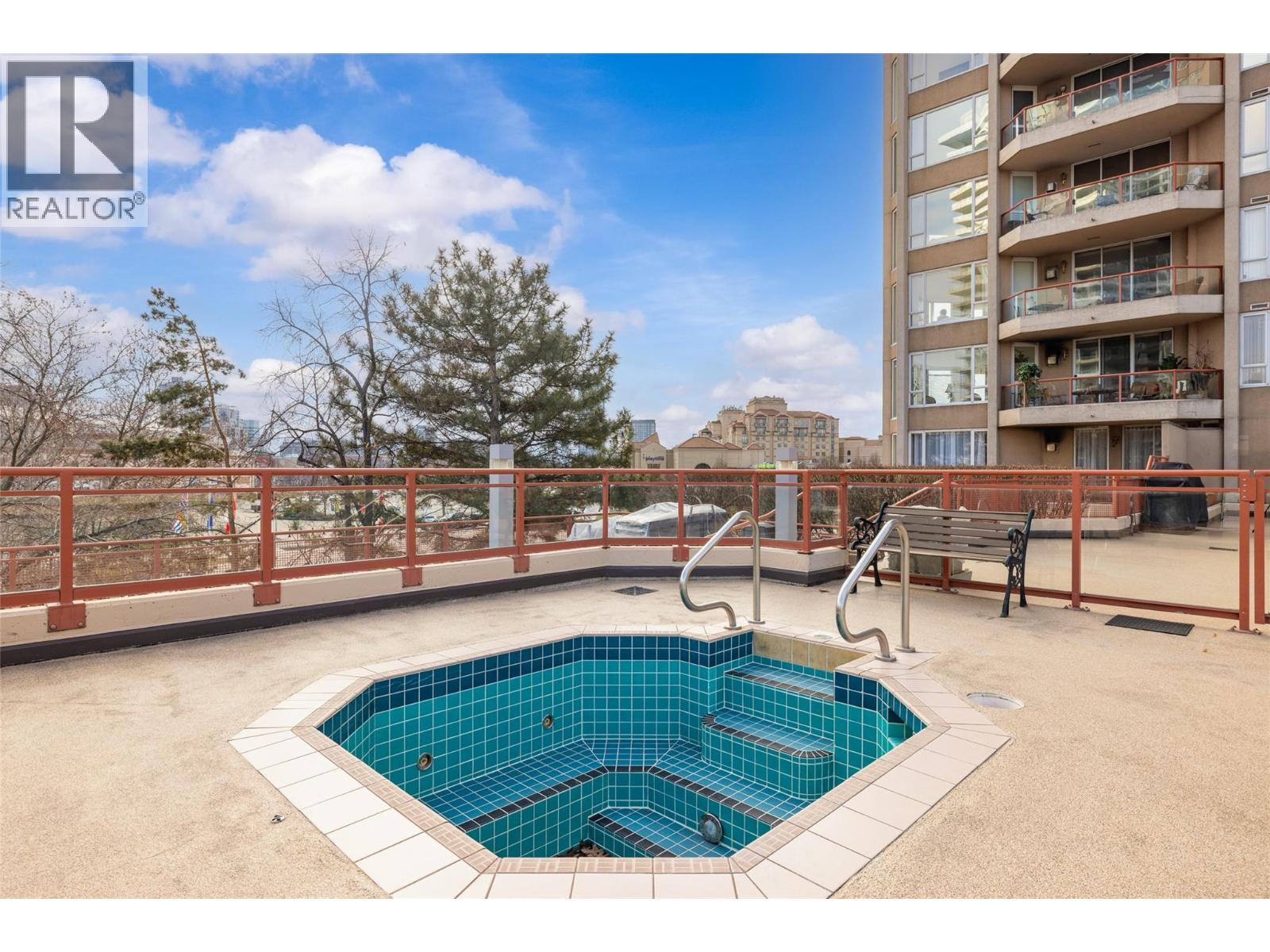 1160 Sunset Drive Unit# 901, Kelowna