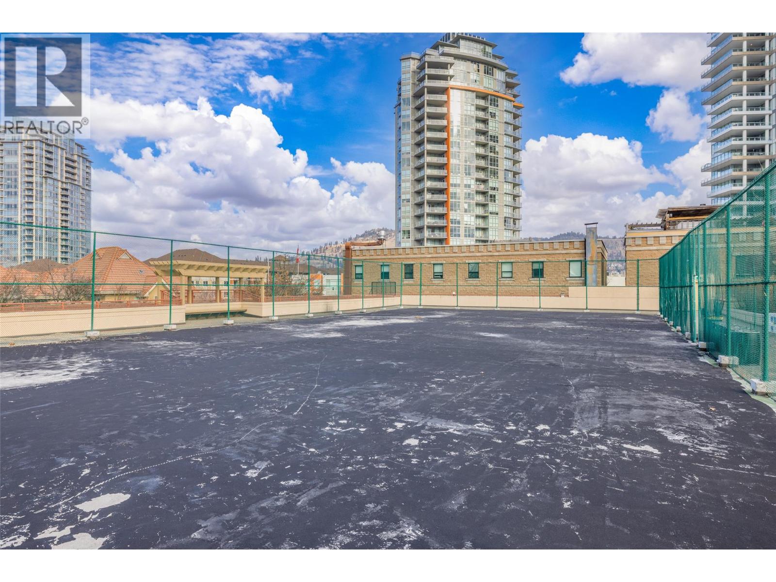 1160 Sunset Drive Unit# 901, Kelowna