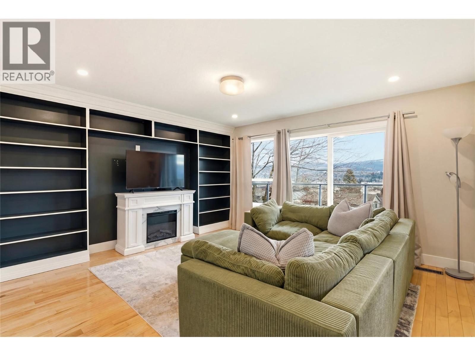 2218 Omineca Place, Kelowna