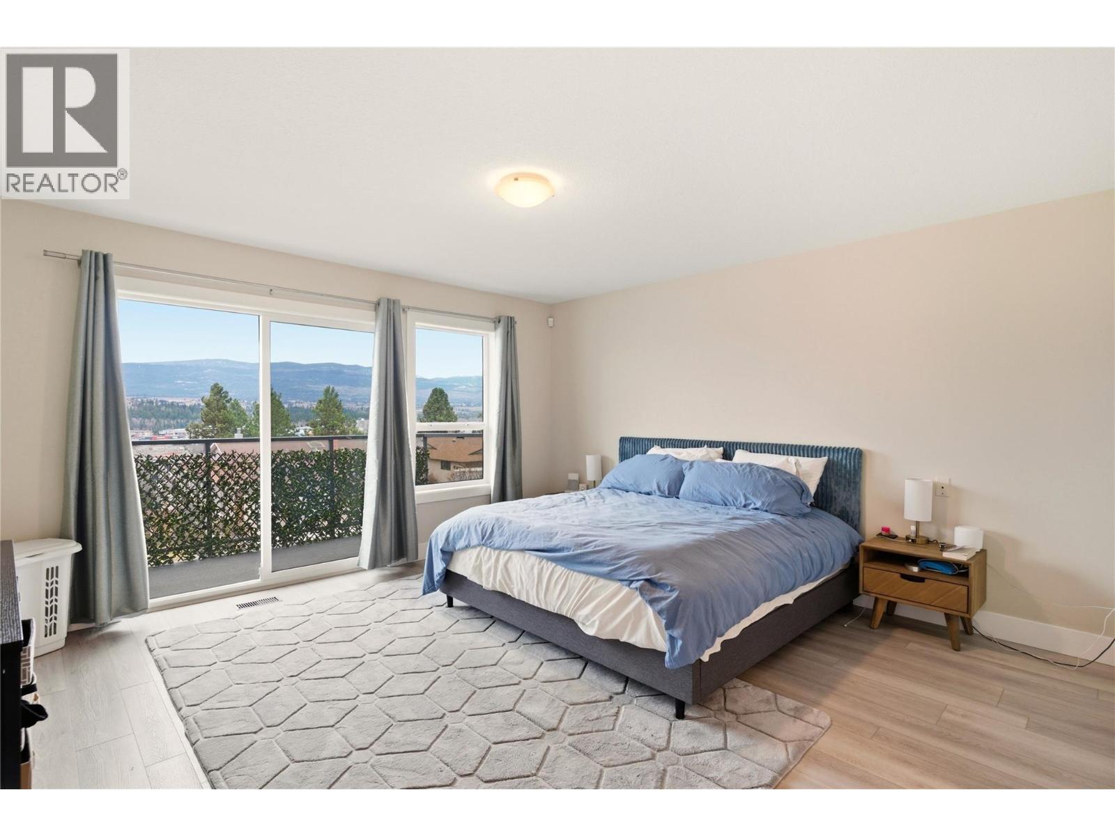 2218 Omineca Place, Kelowna