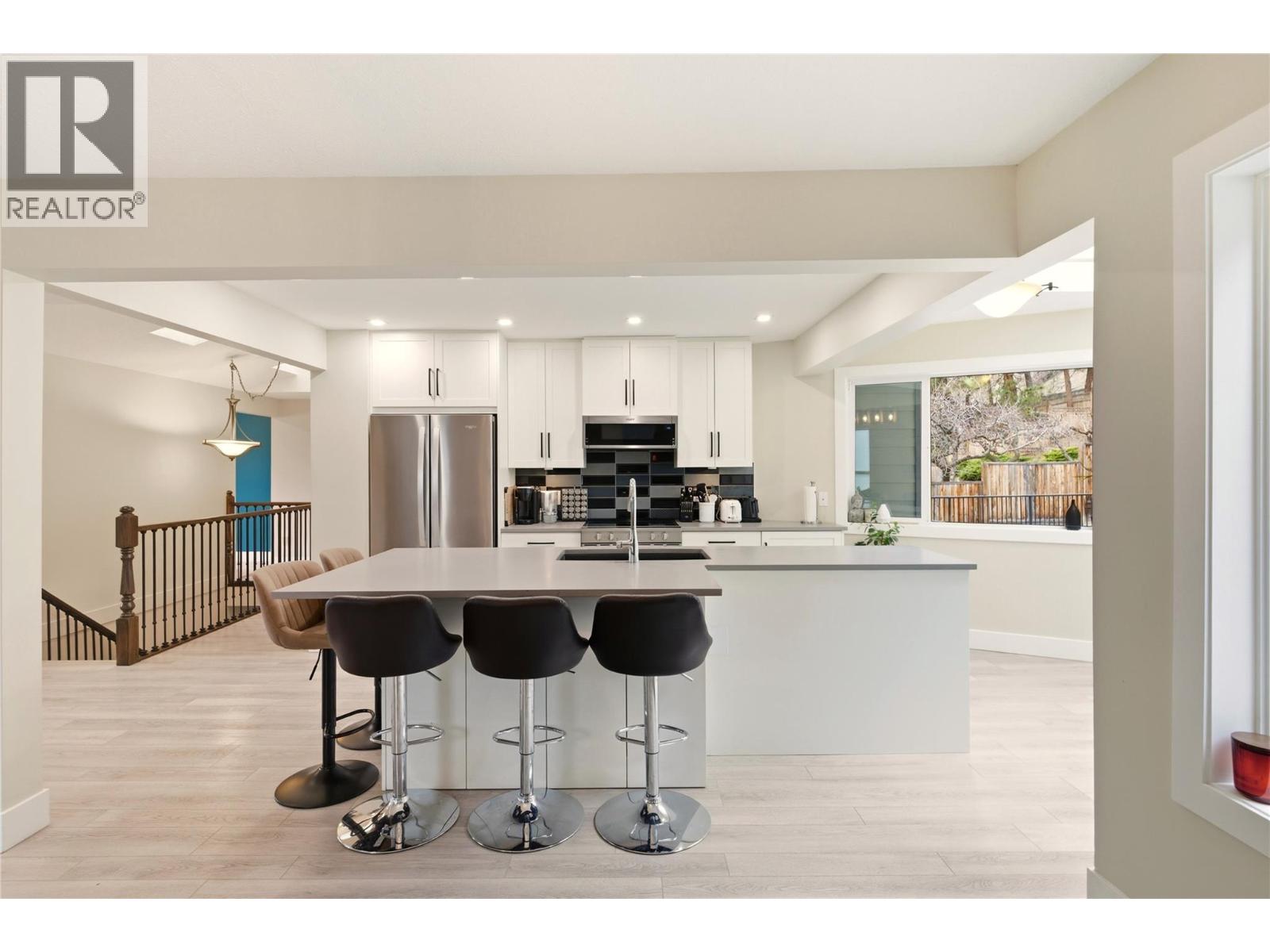 2218 Omineca Place, Kelowna