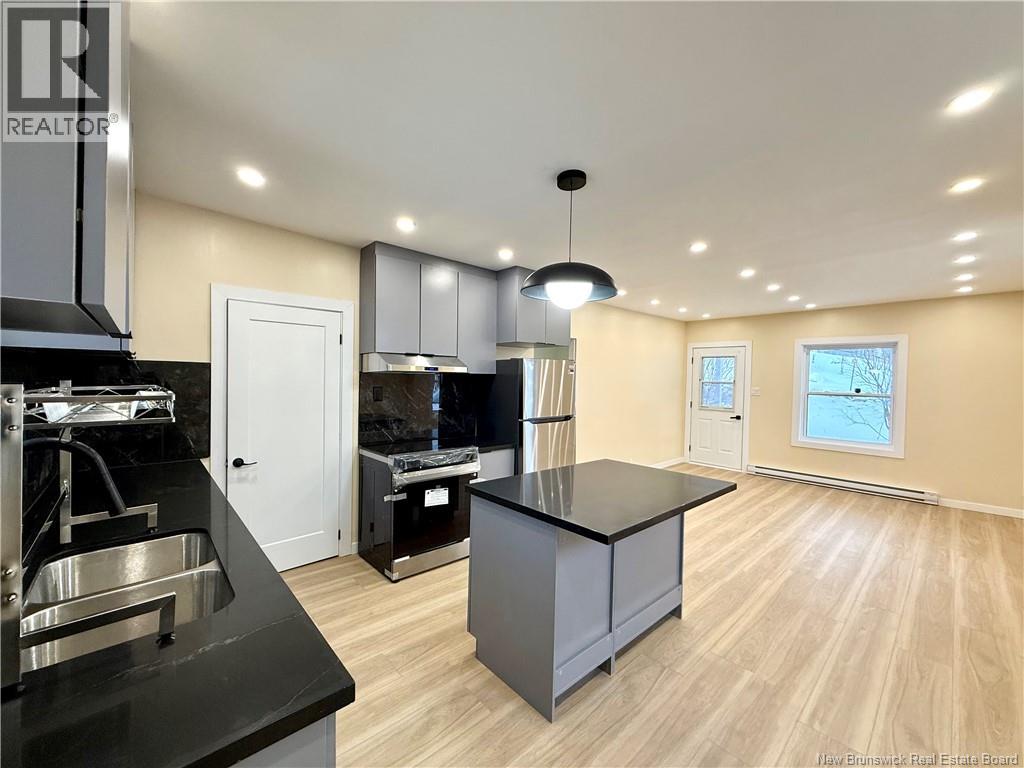 16 Rue Bellevue Street - 3