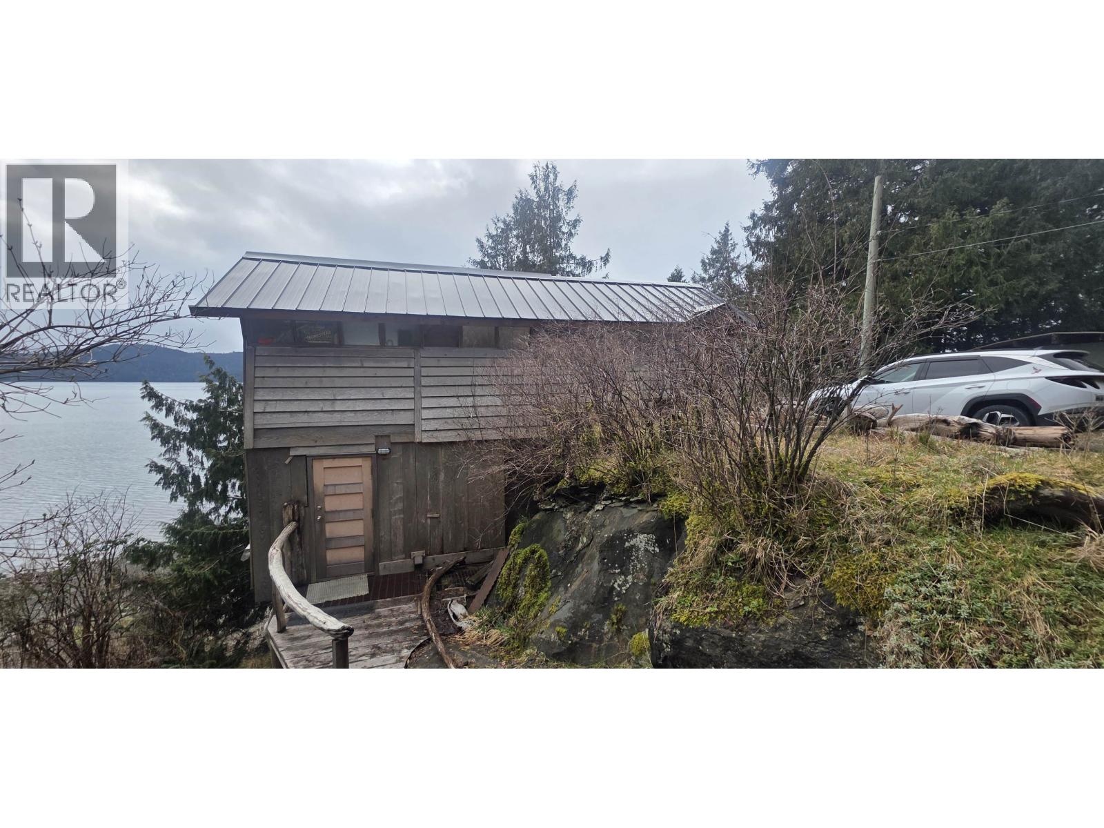 4024 OCEANVIEW DRIVE - 3