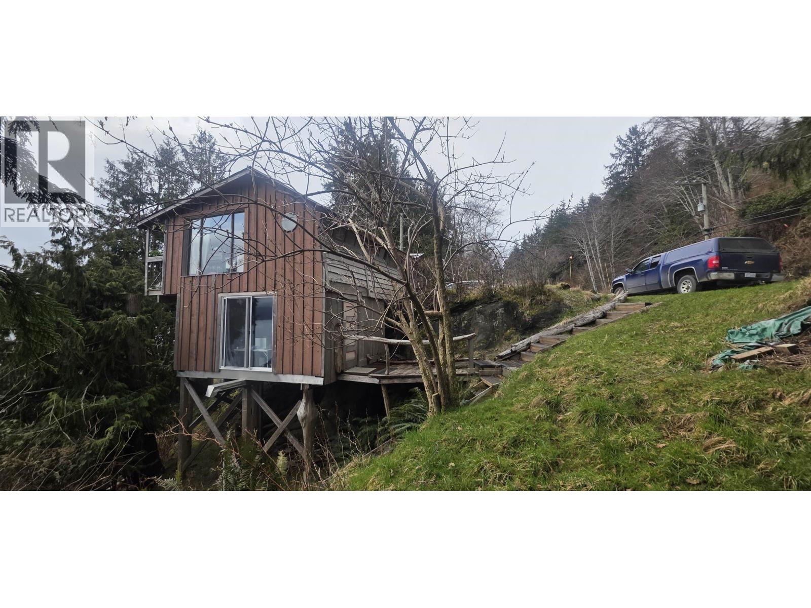 4024 OCEANVIEW DRIVE - 4