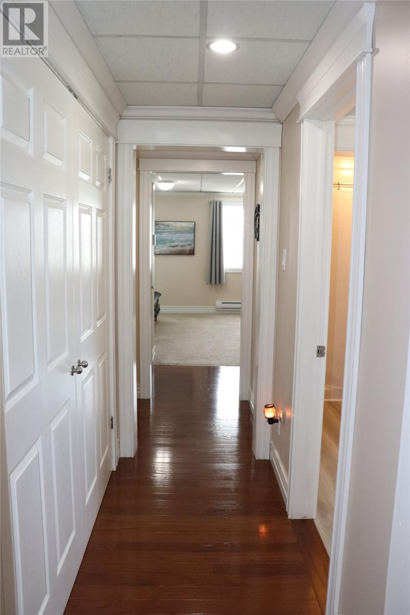 74 Main Street - Image 22