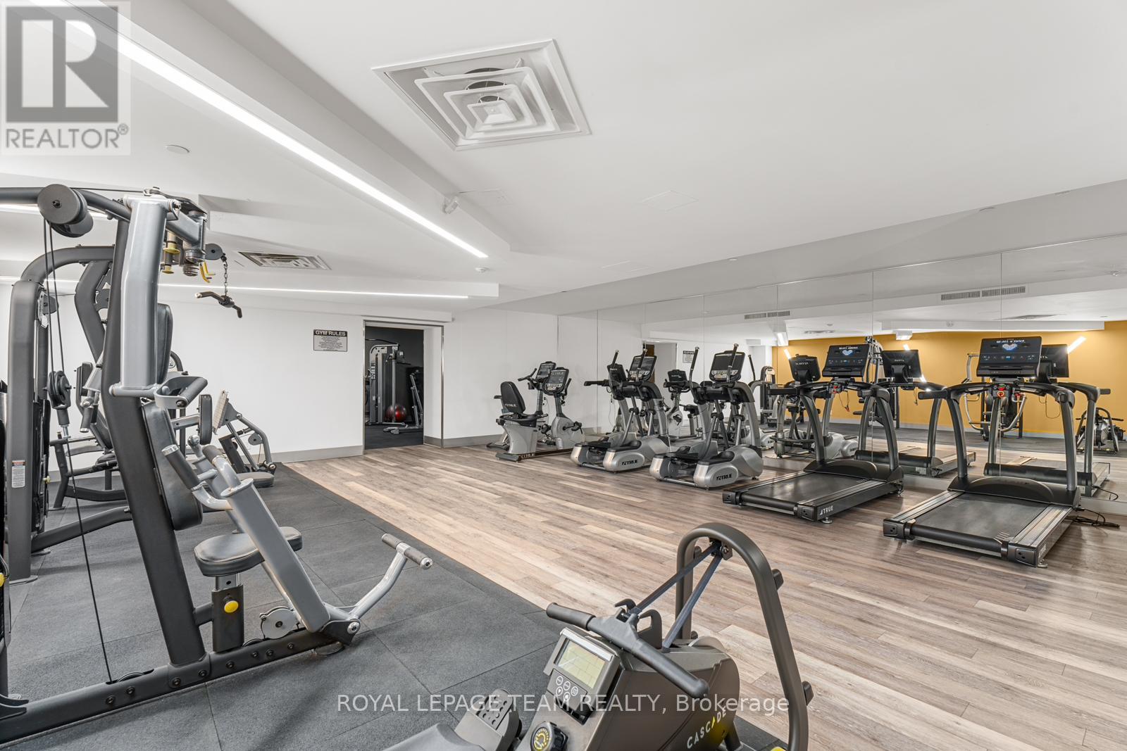 #103 485 RICHMOND ROAD - 29