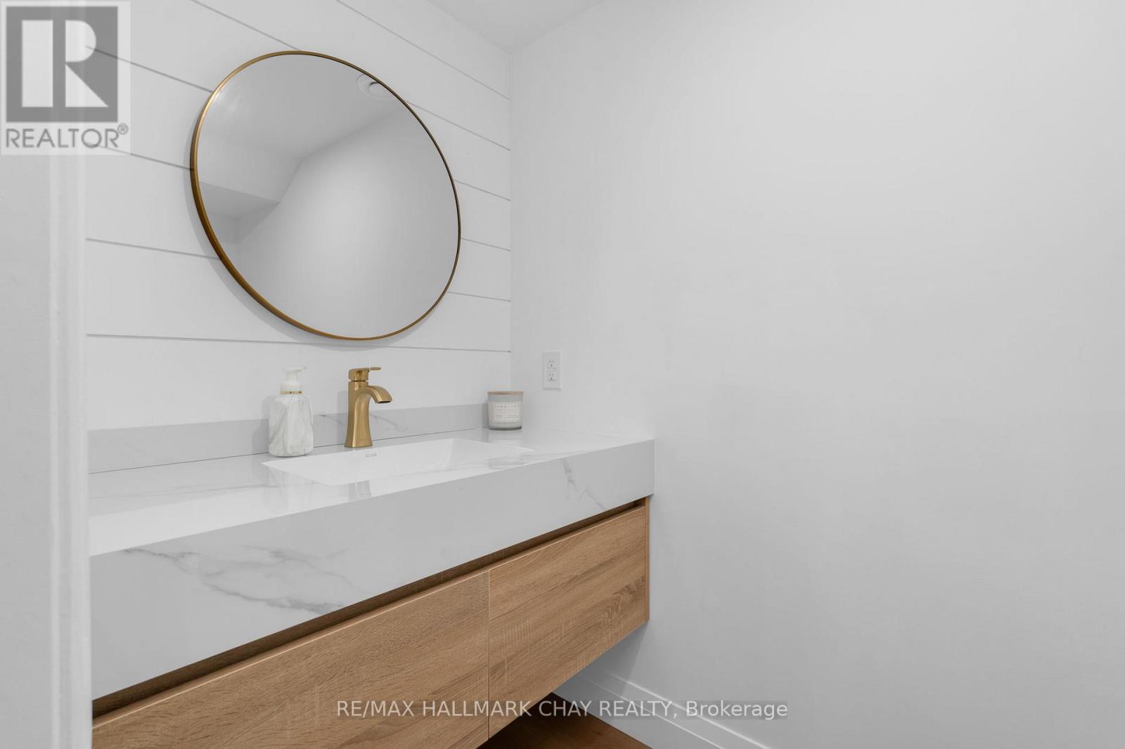 Lower Level, Full Bath