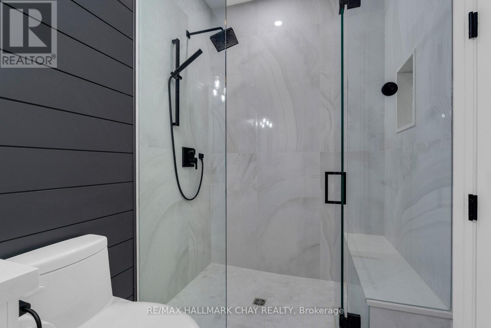 3 pc Ensuite with Glass Walled Shower