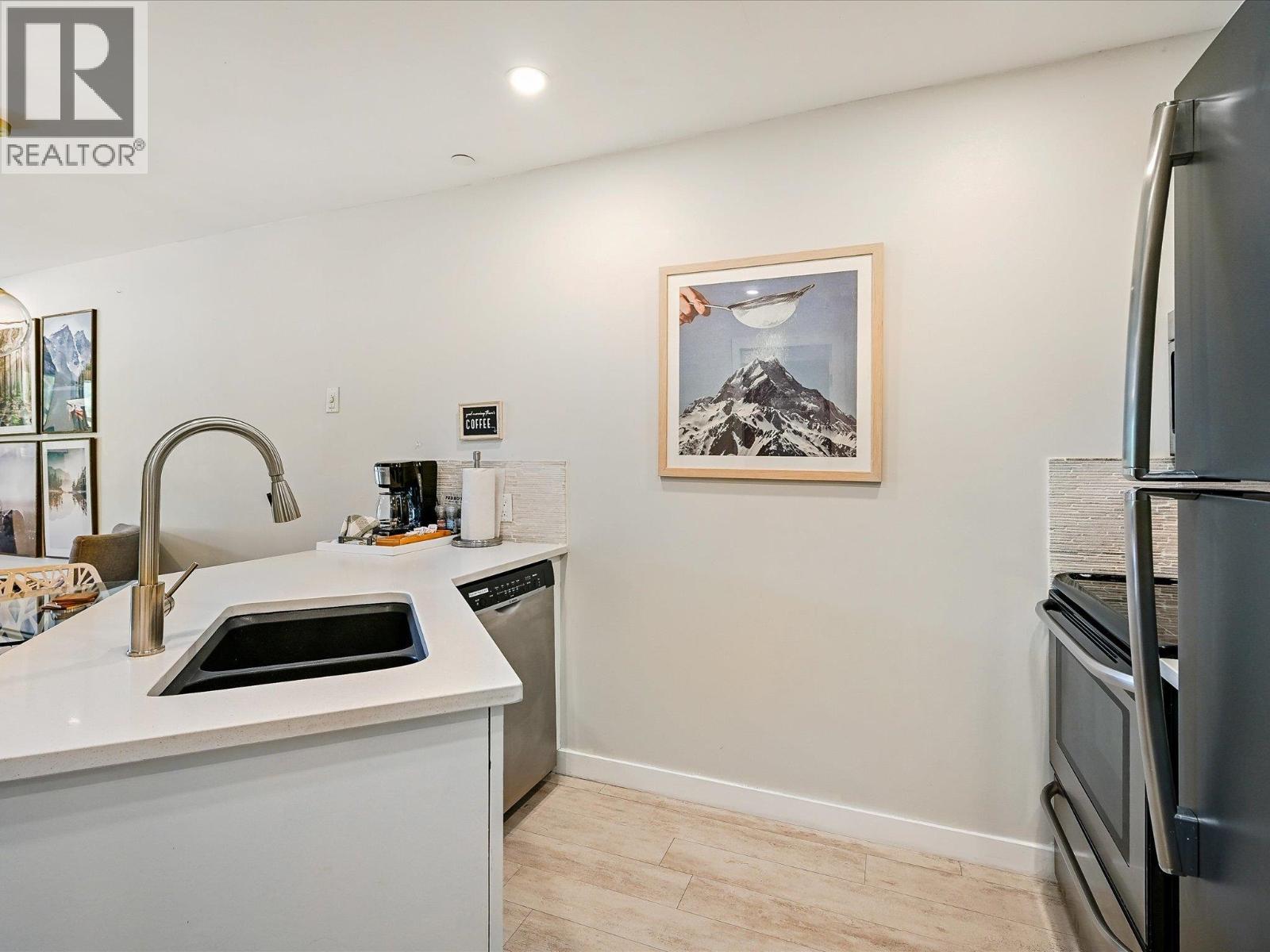 326 4360 LORIMER ROAD, Whistler