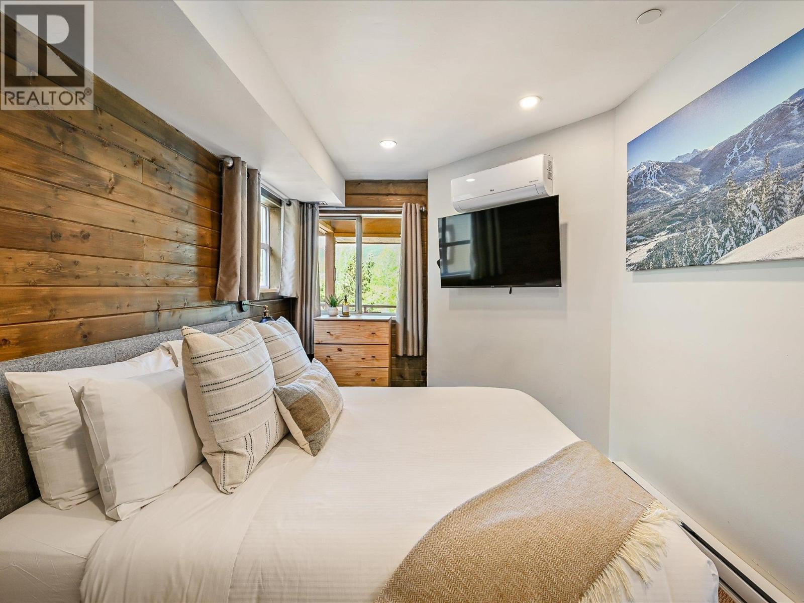 326 4360 LORIMER ROAD, Whistler