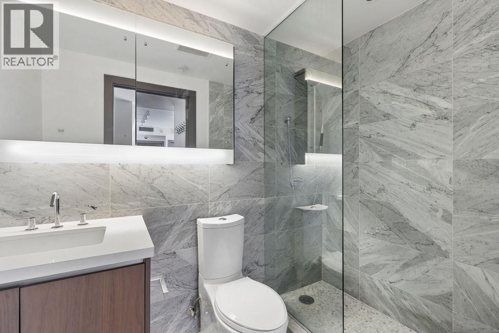 1751 38 SMITHE STREET, Vancouver