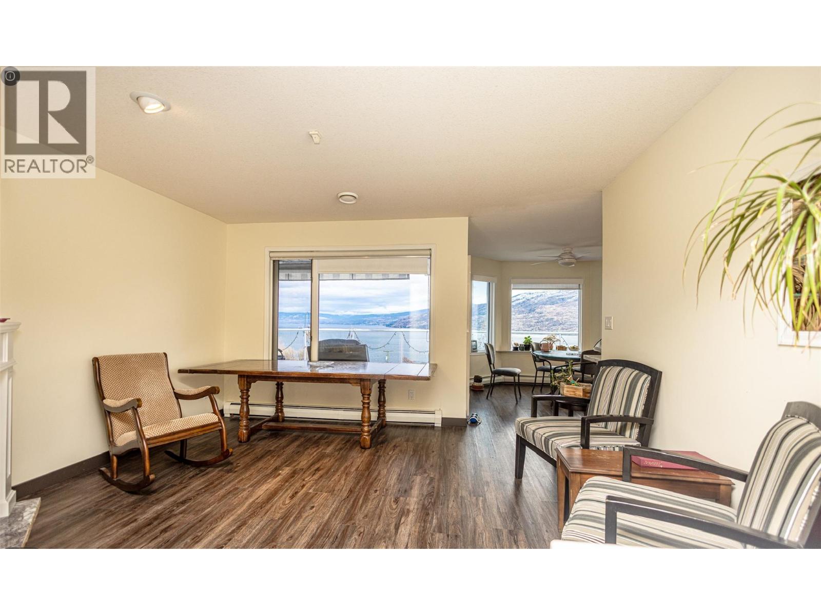 6063 Beatrice Road, Peachland