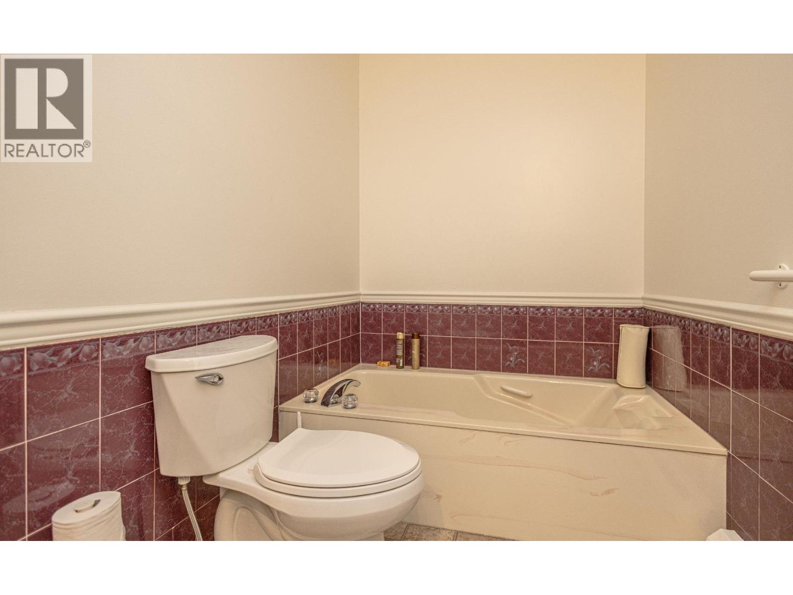 6063 Beatrice Road, Peachland