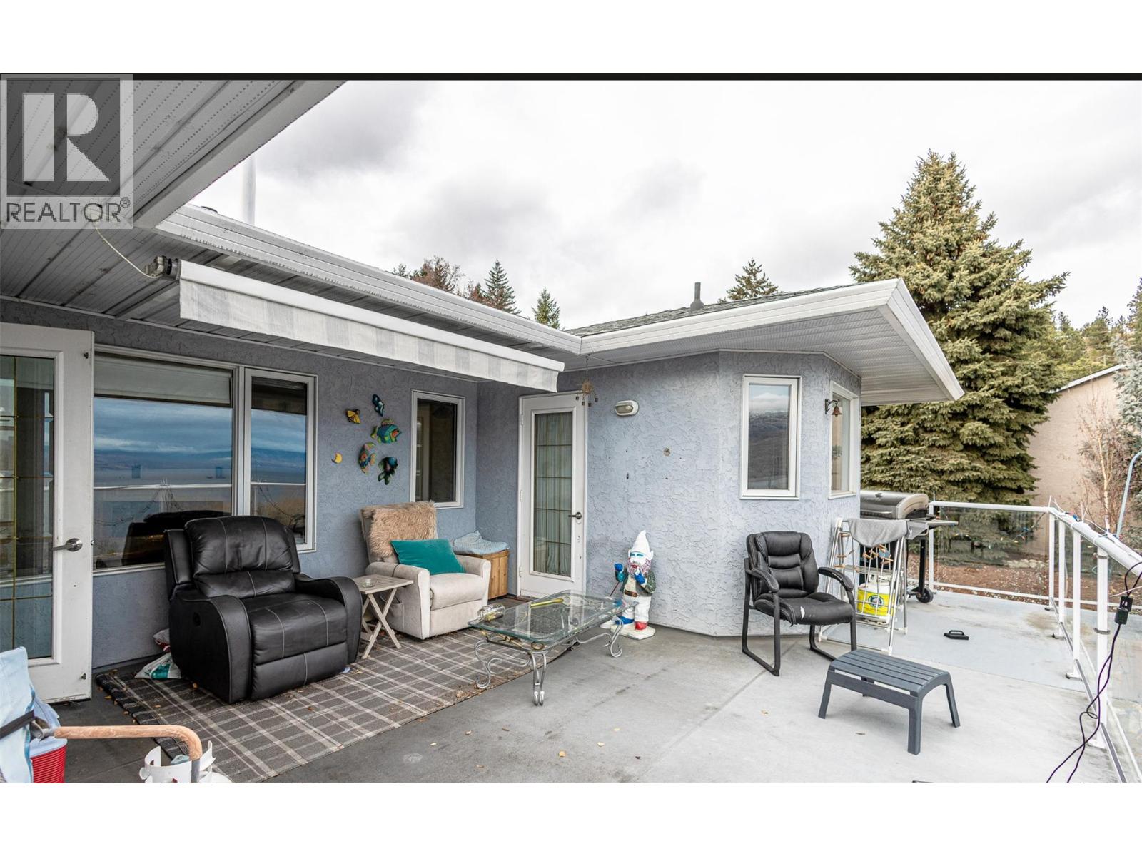 6063 Beatrice Road, Peachland