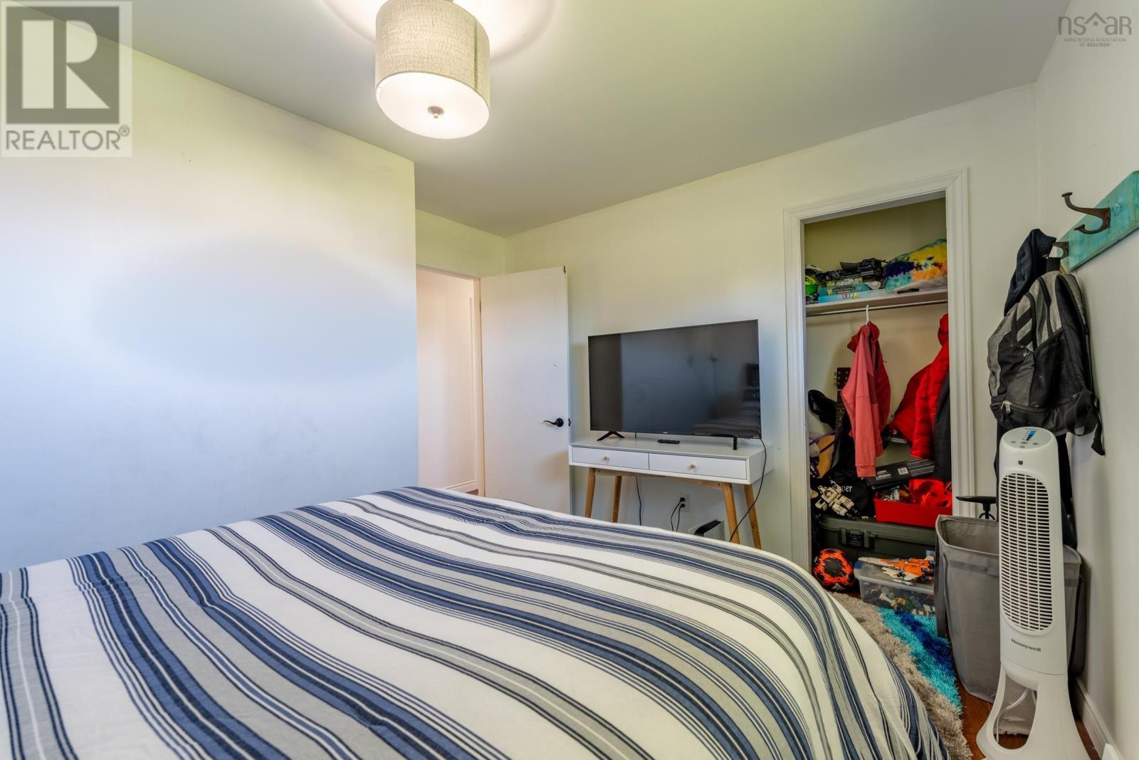 Property 30 of 41 of 72 Hibernia Street