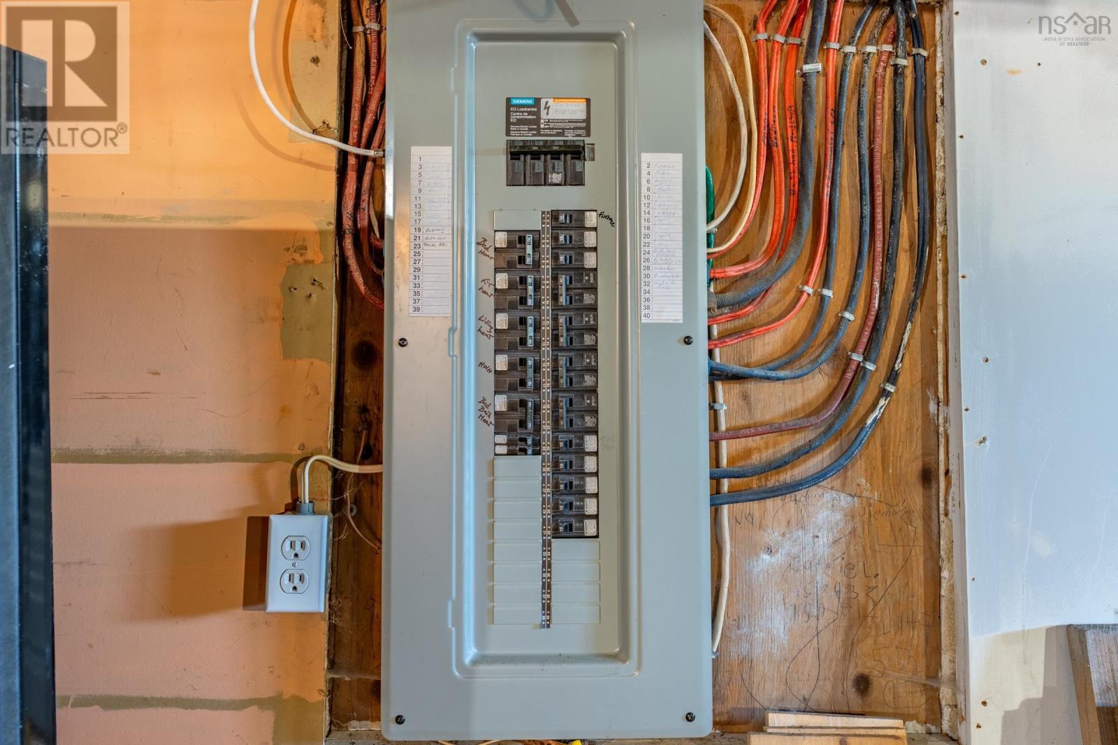 Property 39 of 41 of 72 Hibernia Street