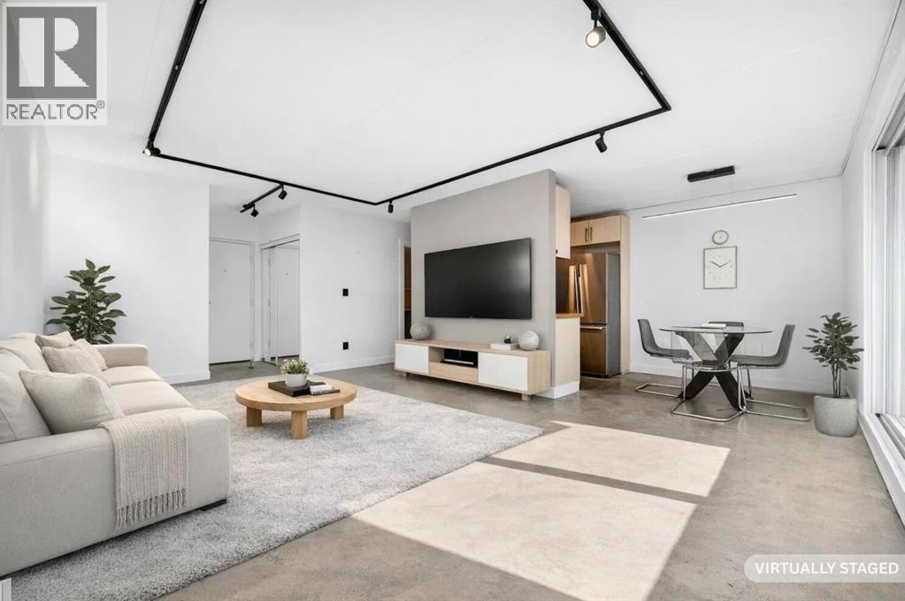 
          128 15 Avenue Southwest
            <br/>
            <span>Calgary</span>
            , 
            <span>AB</span>
             <span>T2R0P5</span>
         - Photo 6