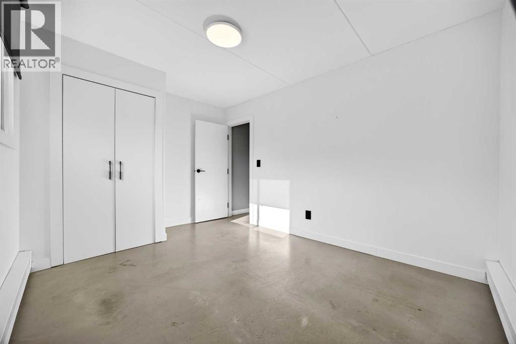 
          128 15 Avenue Southwest
            <br/>
            <span>Calgary</span>
            , 
            <span>AB</span>
             <span>T2R0P5</span>
         - Photo 30