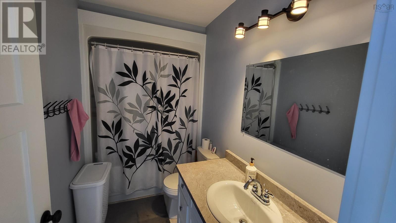 Property 31 of 43 of 52 & 54 Gaspereau Avenue