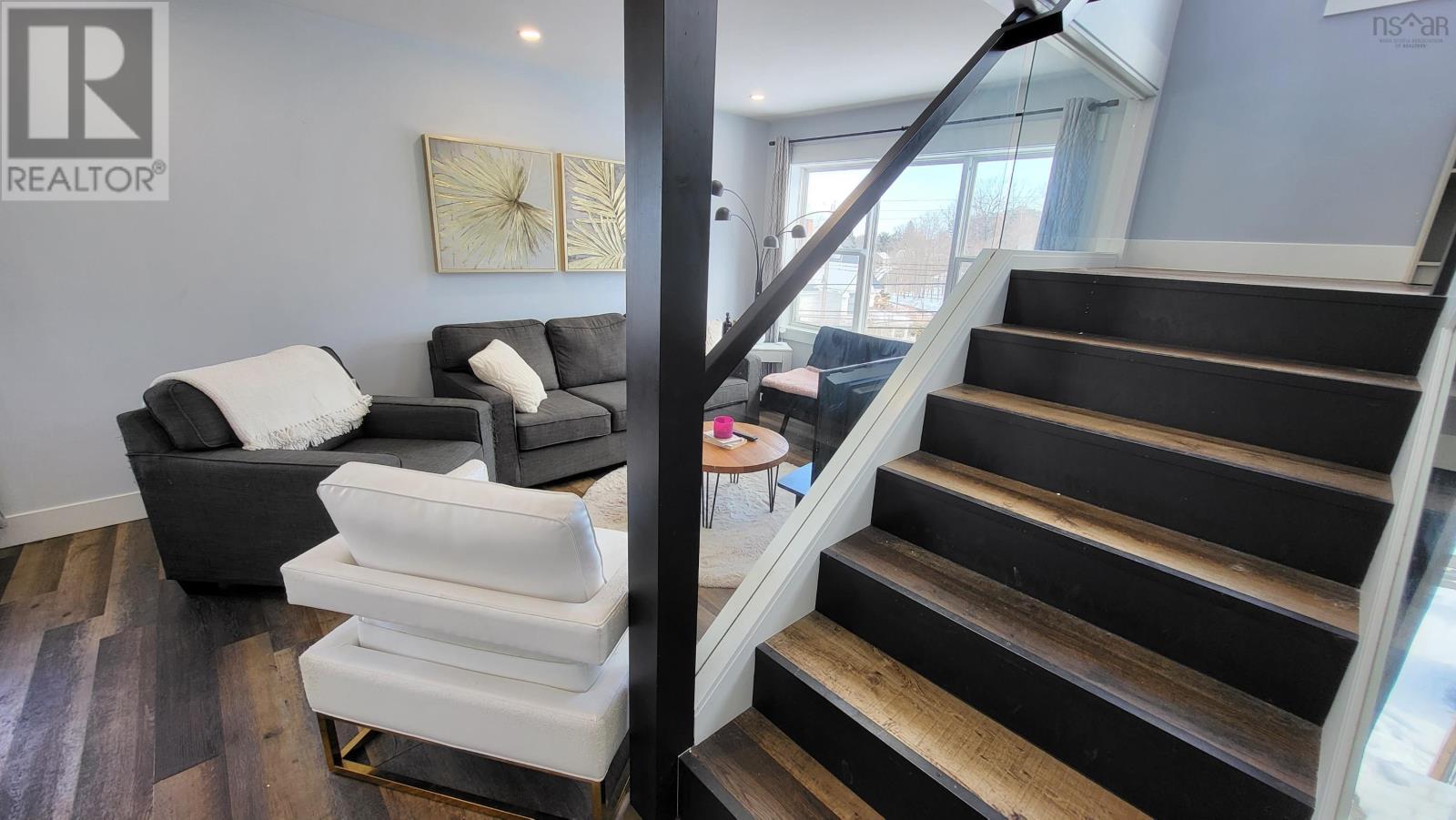 Property 6 of 43 of 52 & 54 Gaspereau Avenue