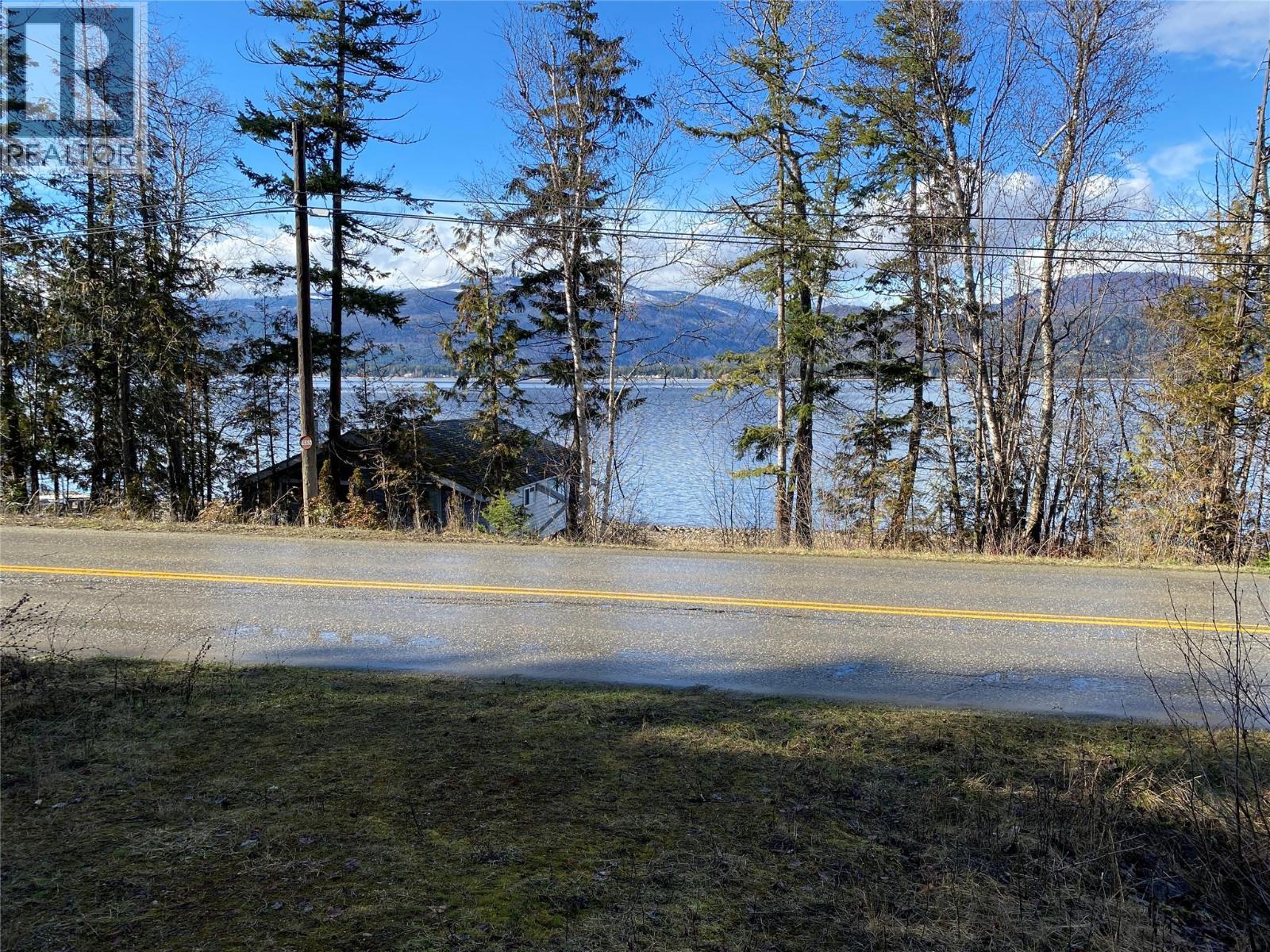 1665 Blind Bay Road, Blind Bay