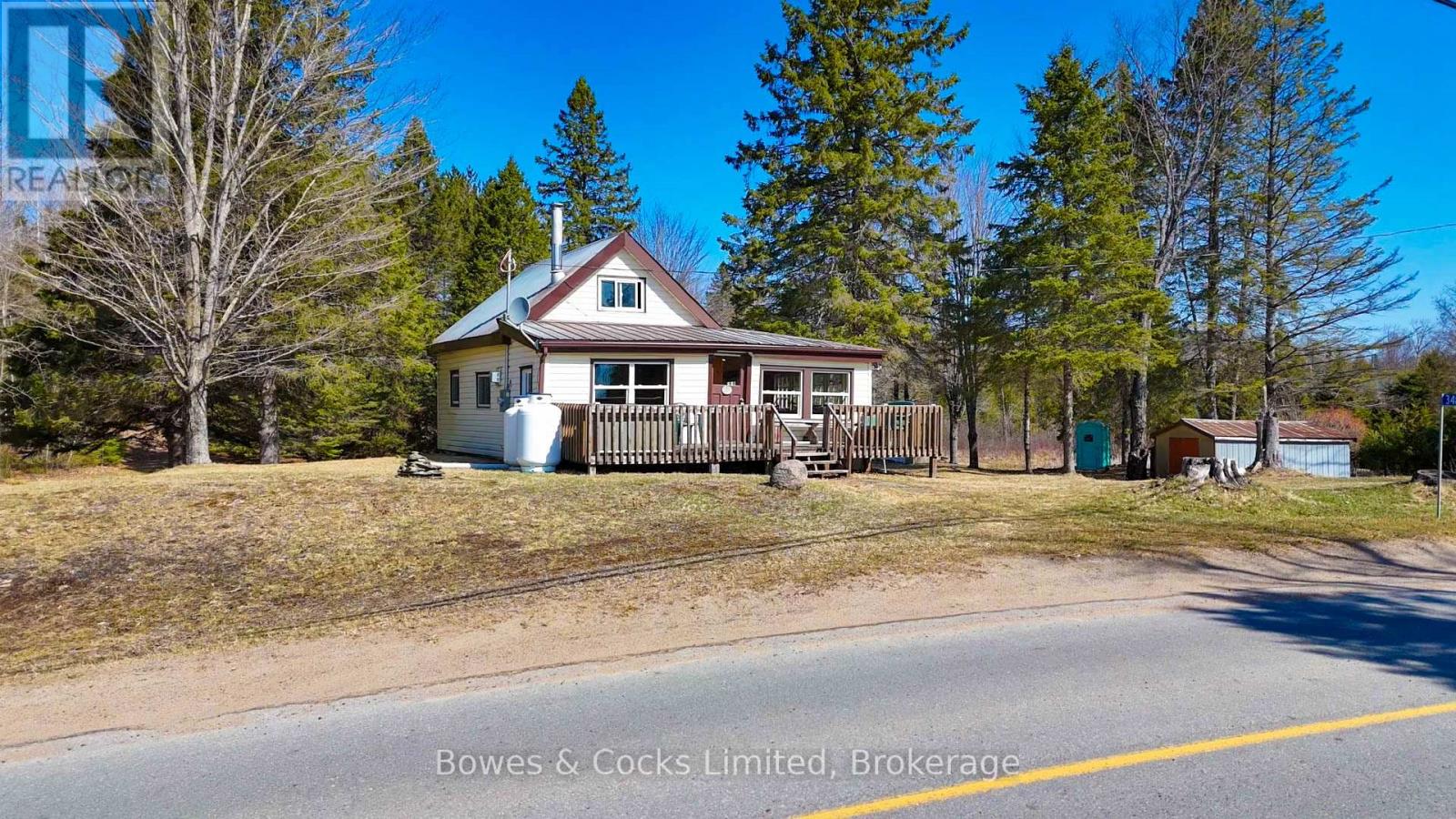 348 STEENBURG LAKE ROAD N - 12