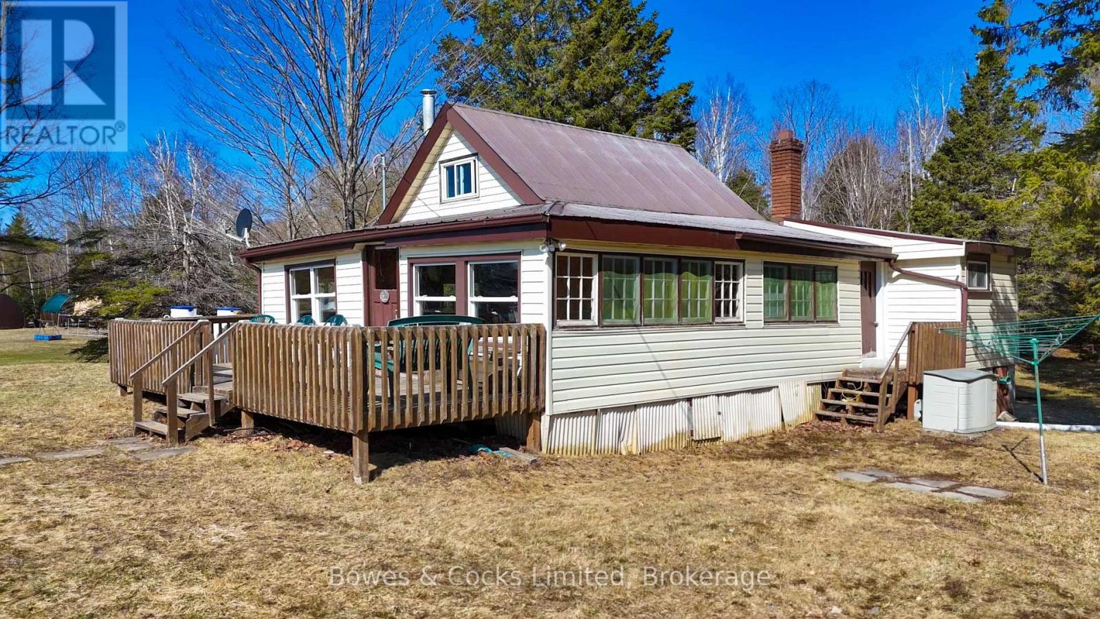 348 STEENBURG LAKE ROAD N - 15
