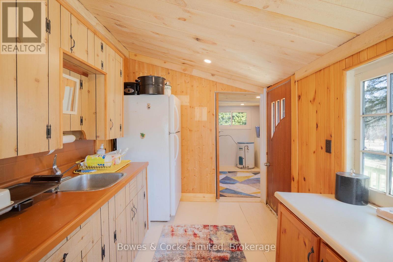348 STEENBURG LAKE ROAD N - 26