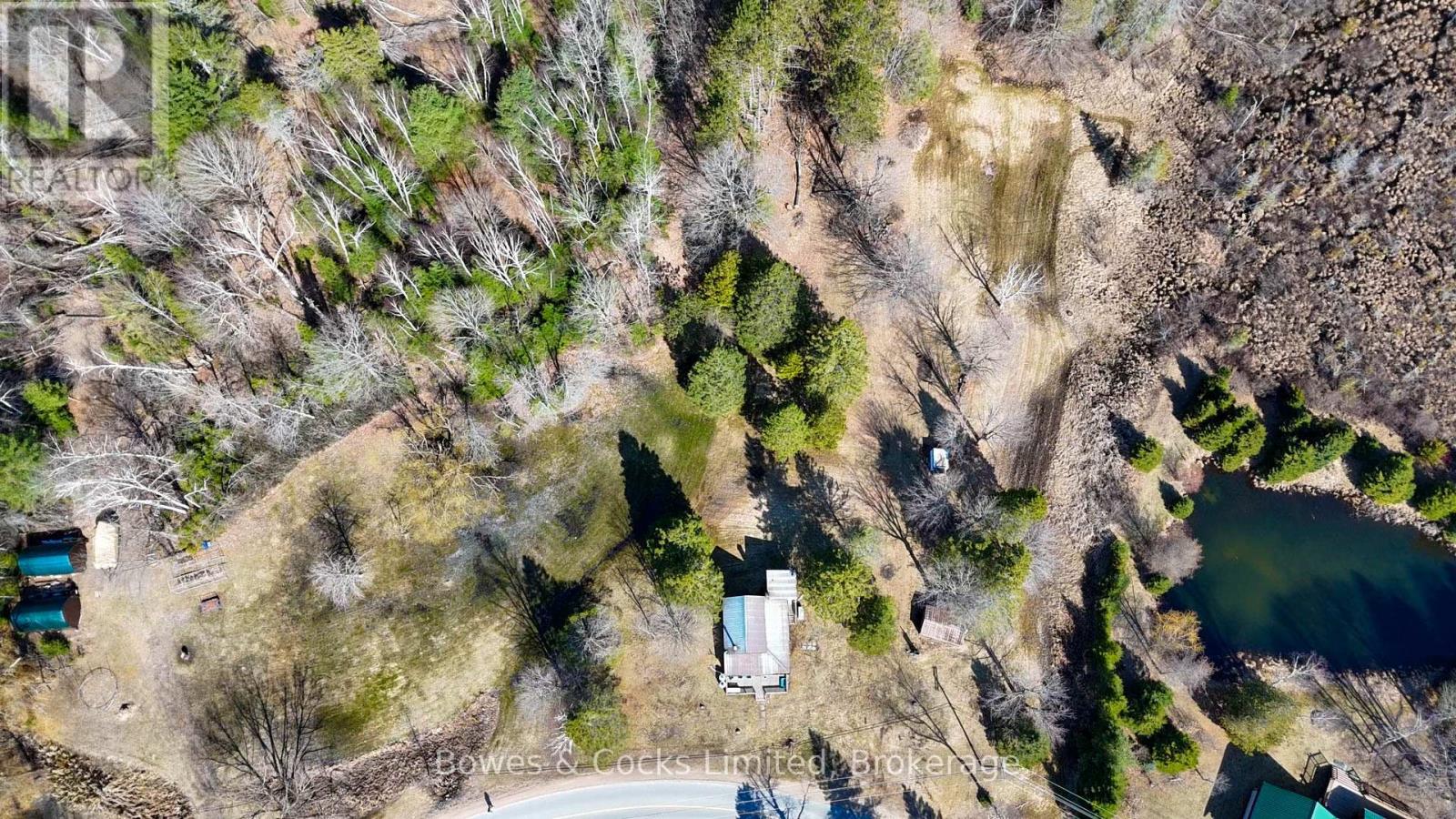 348 STEENBURG LAKE ROAD N - 38