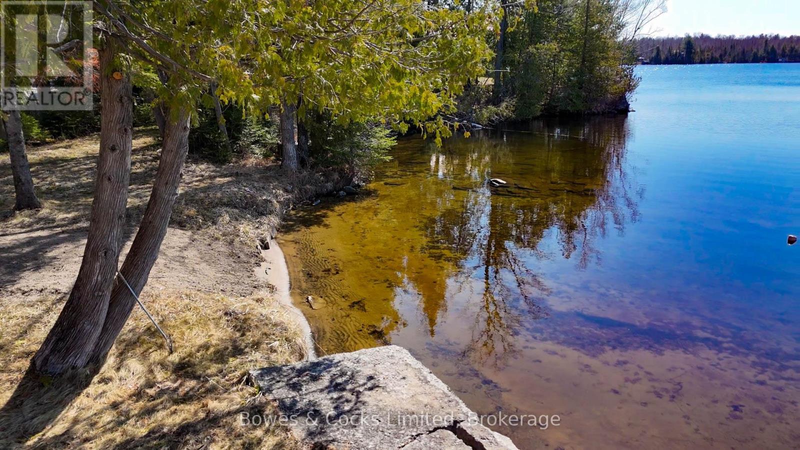 348 STEENBURG LAKE ROAD N - 41