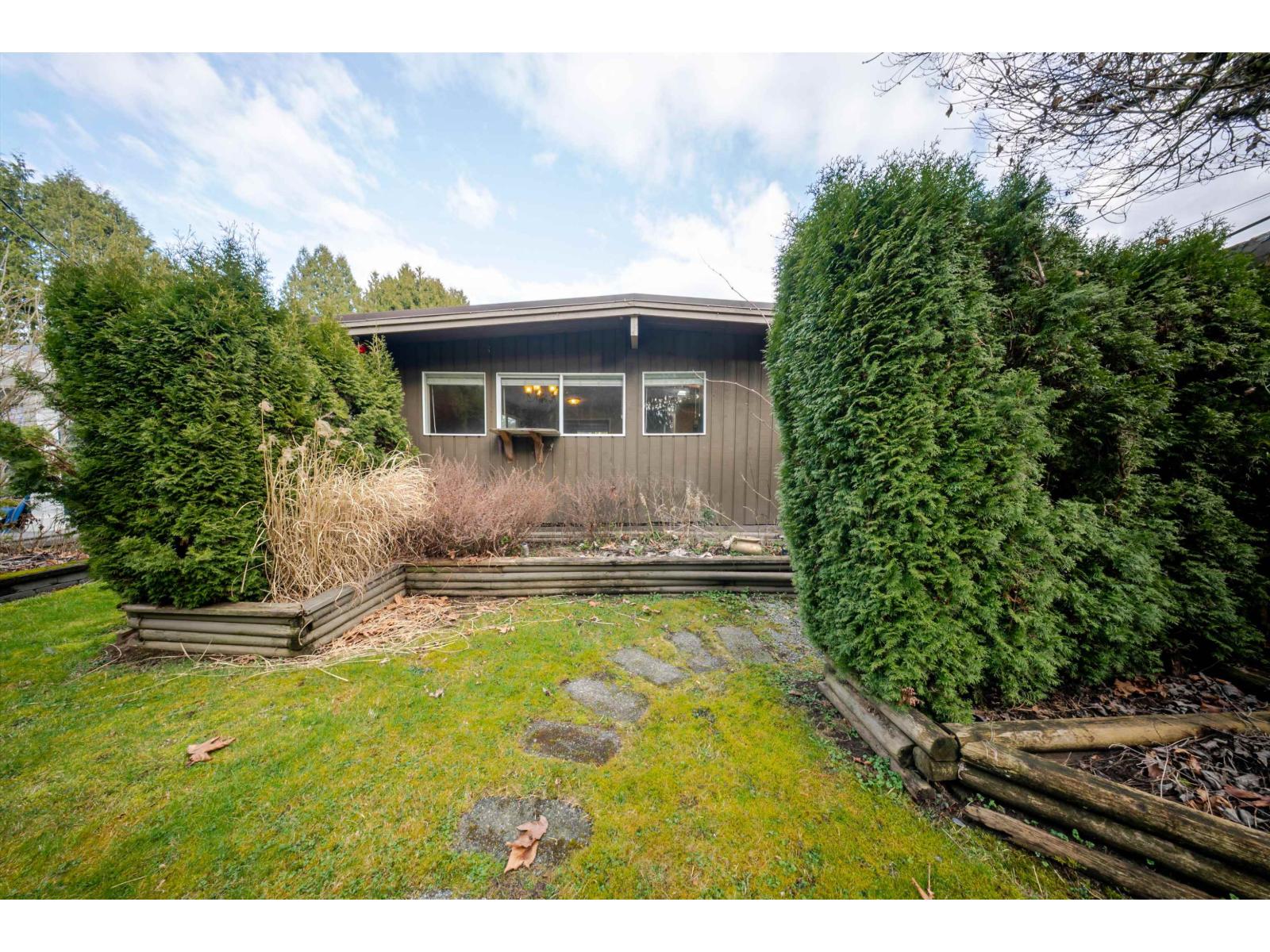 1876 VERA ROAD, Cultus Lake South — photo 30