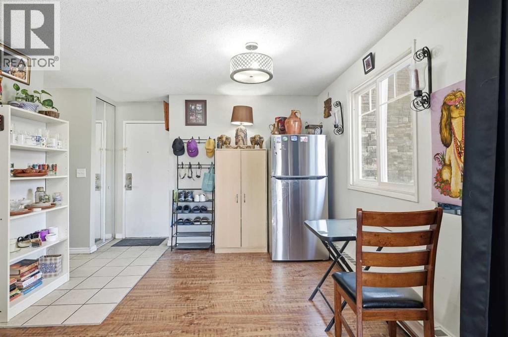 Single Family House for Sale in C  Dalton Drive NW Dalhousie Calgary 