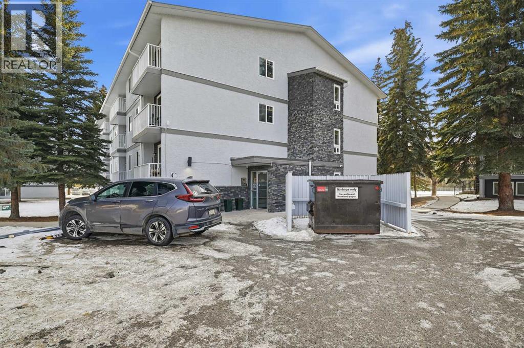 Single Family House for Sale in C  Dalton Drive NW Dalhousie Calgary 