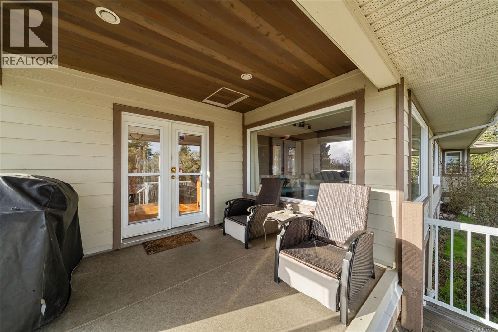 567 PRINCE ROBERT DR - 34