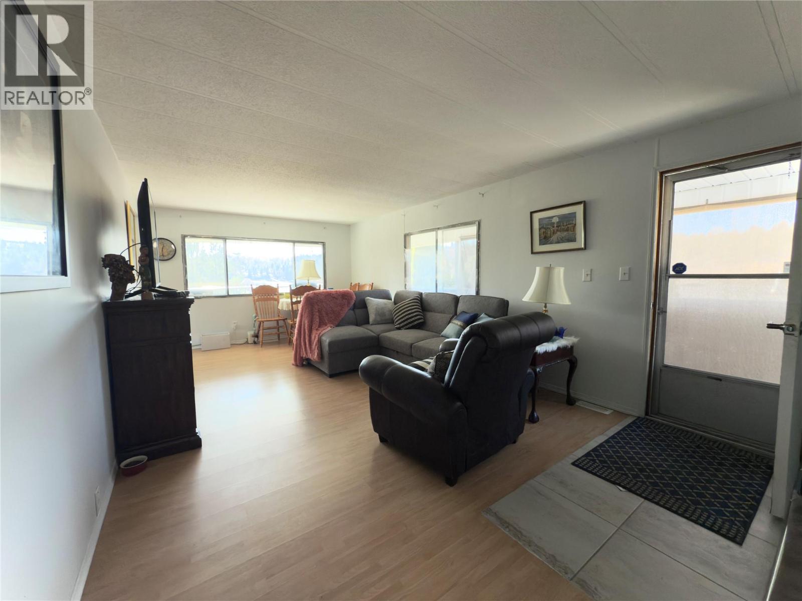 12022 Pretty Road Unit# 35, Lake Country