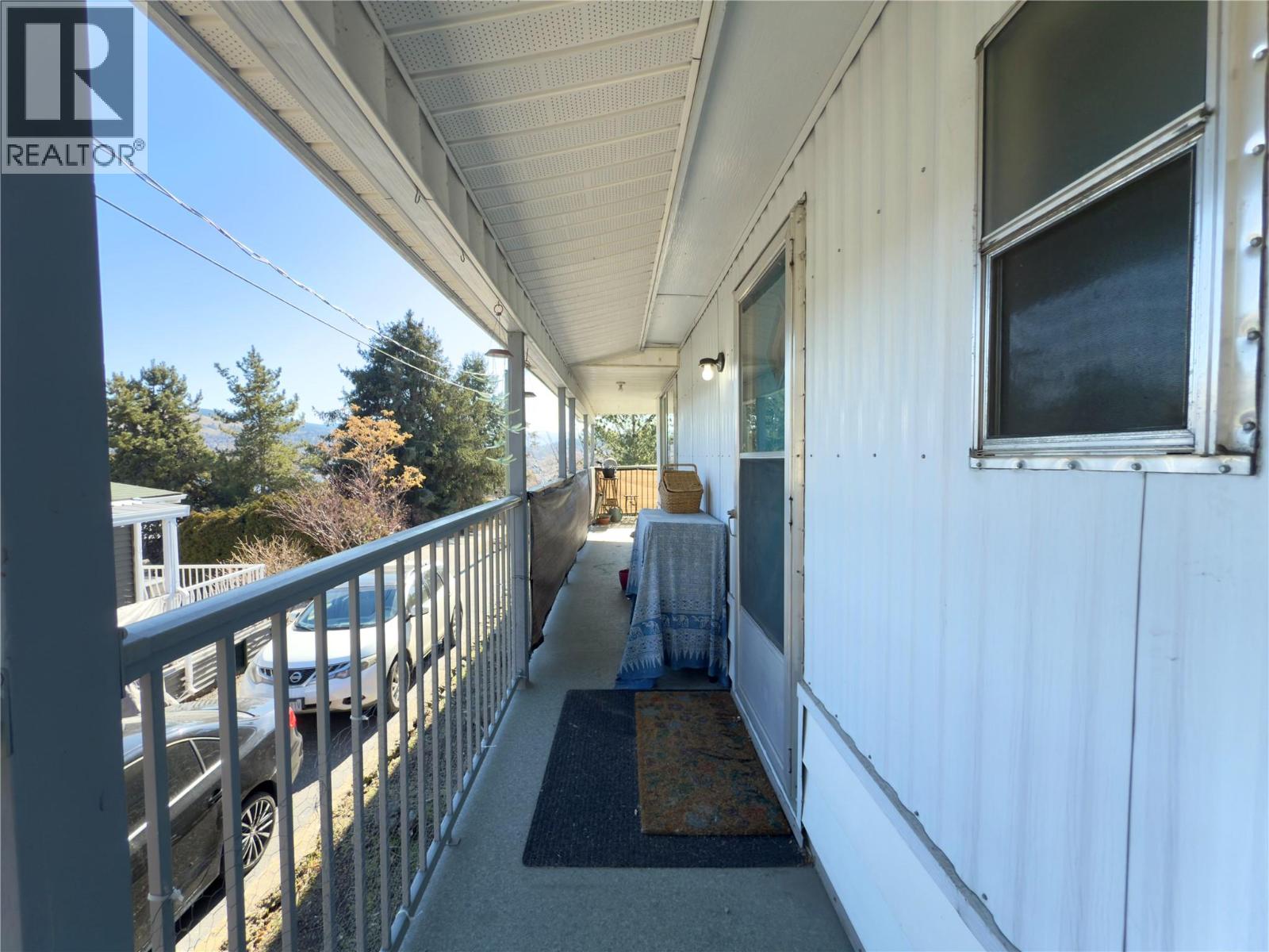 12022 Pretty Road Unit# 35, Lake Country