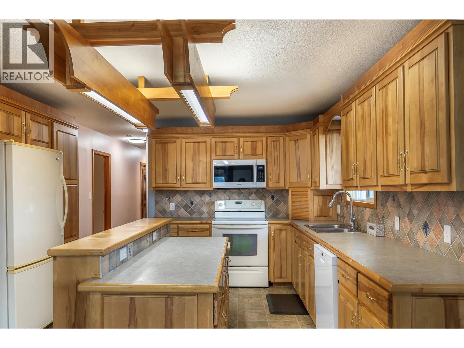  536 Enderby-Grindrod Road, Enderby