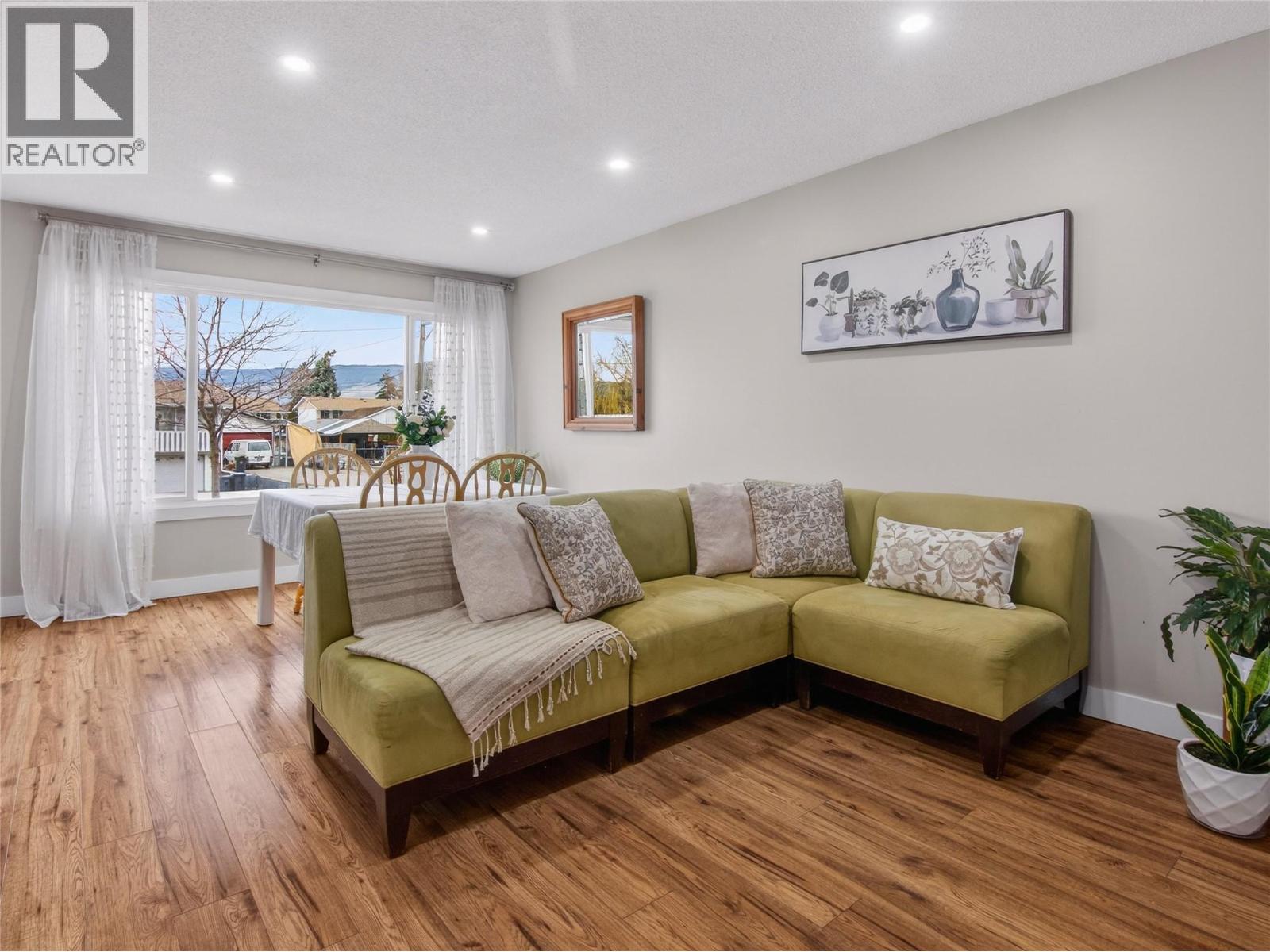 1357 Creekside Road, Kelowna