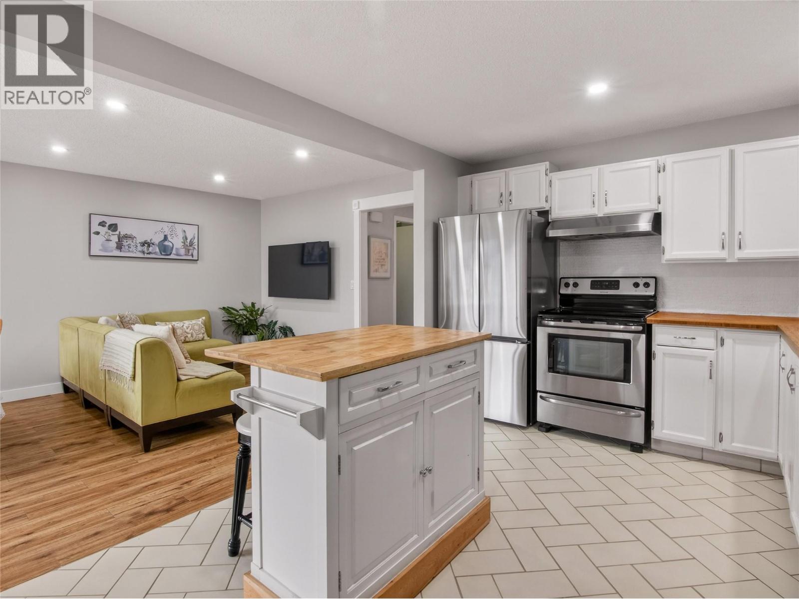 1357 Creekside Road, Kelowna