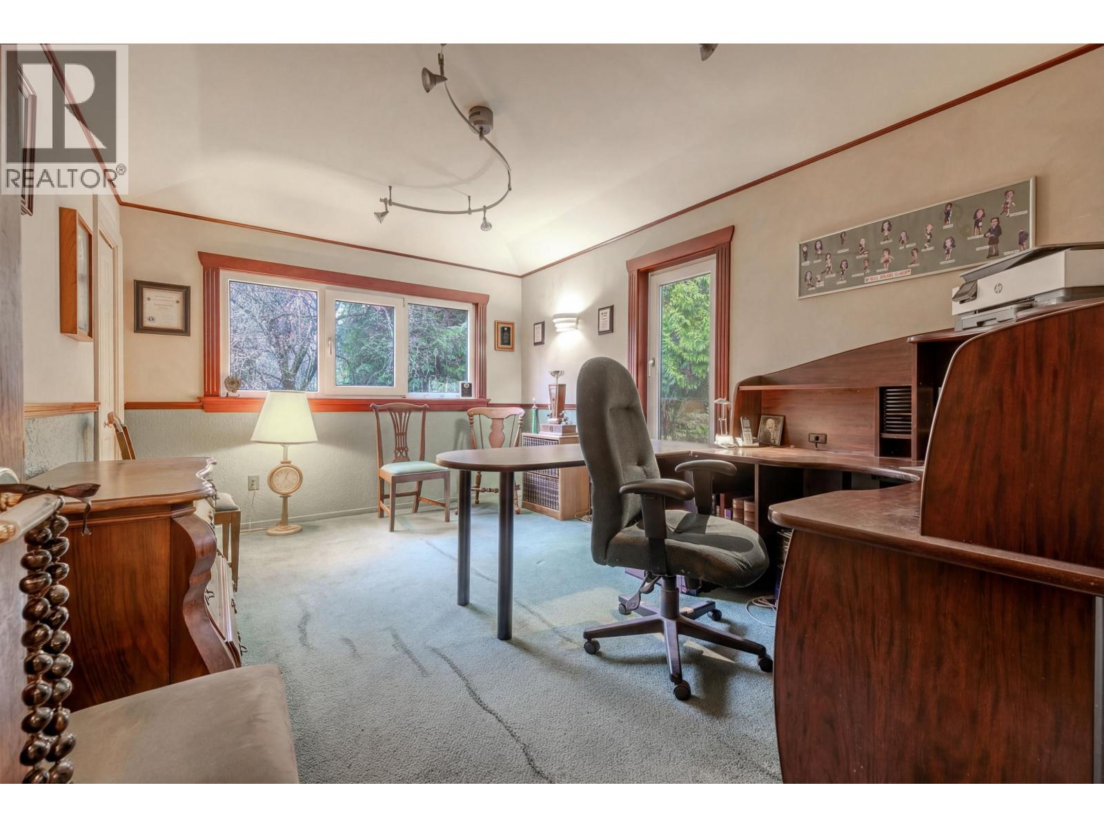 1650 PALMERSTON AVENUE, West Vancouver