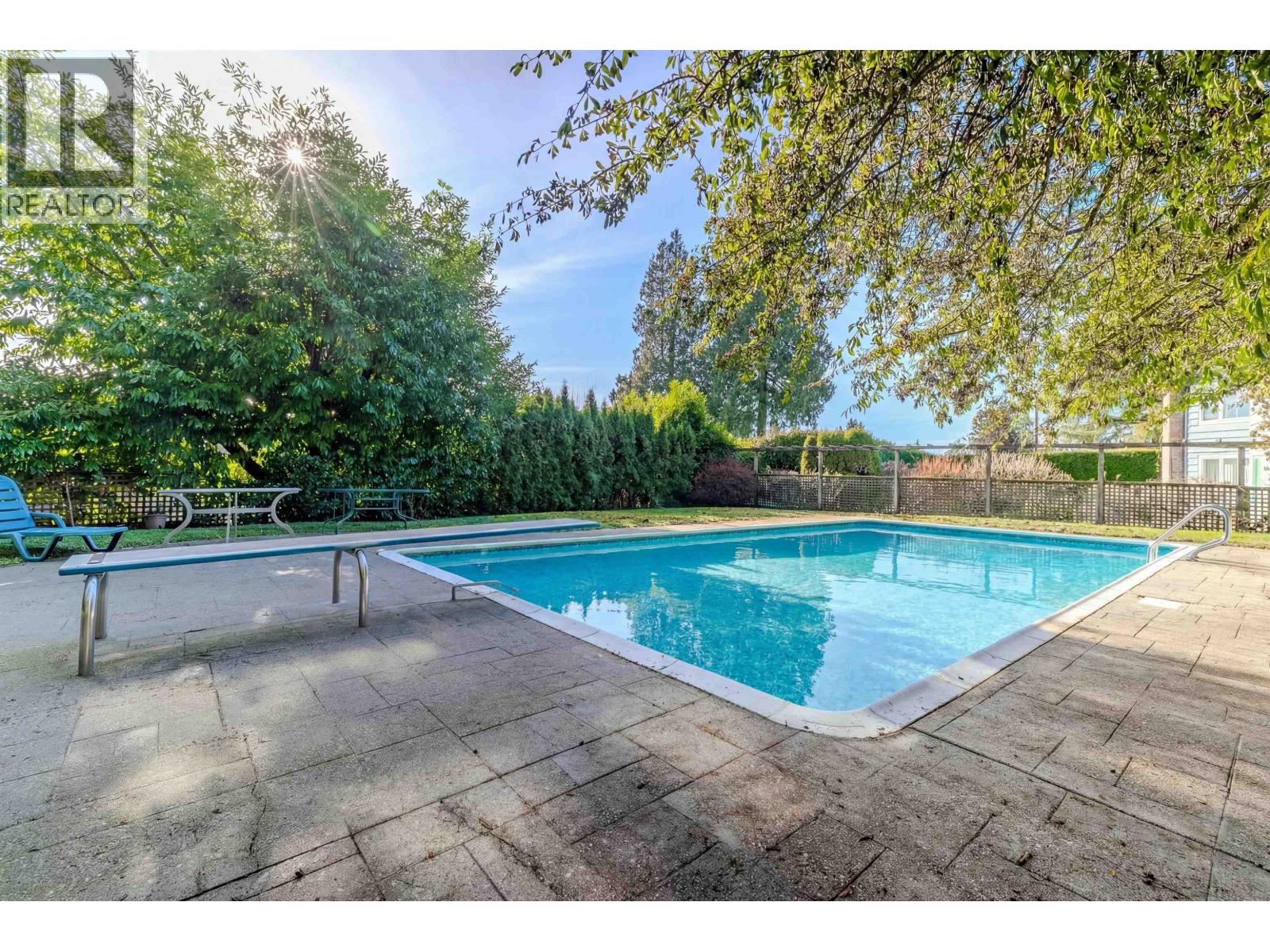 1650 PALMERSTON AVENUE, West Vancouver