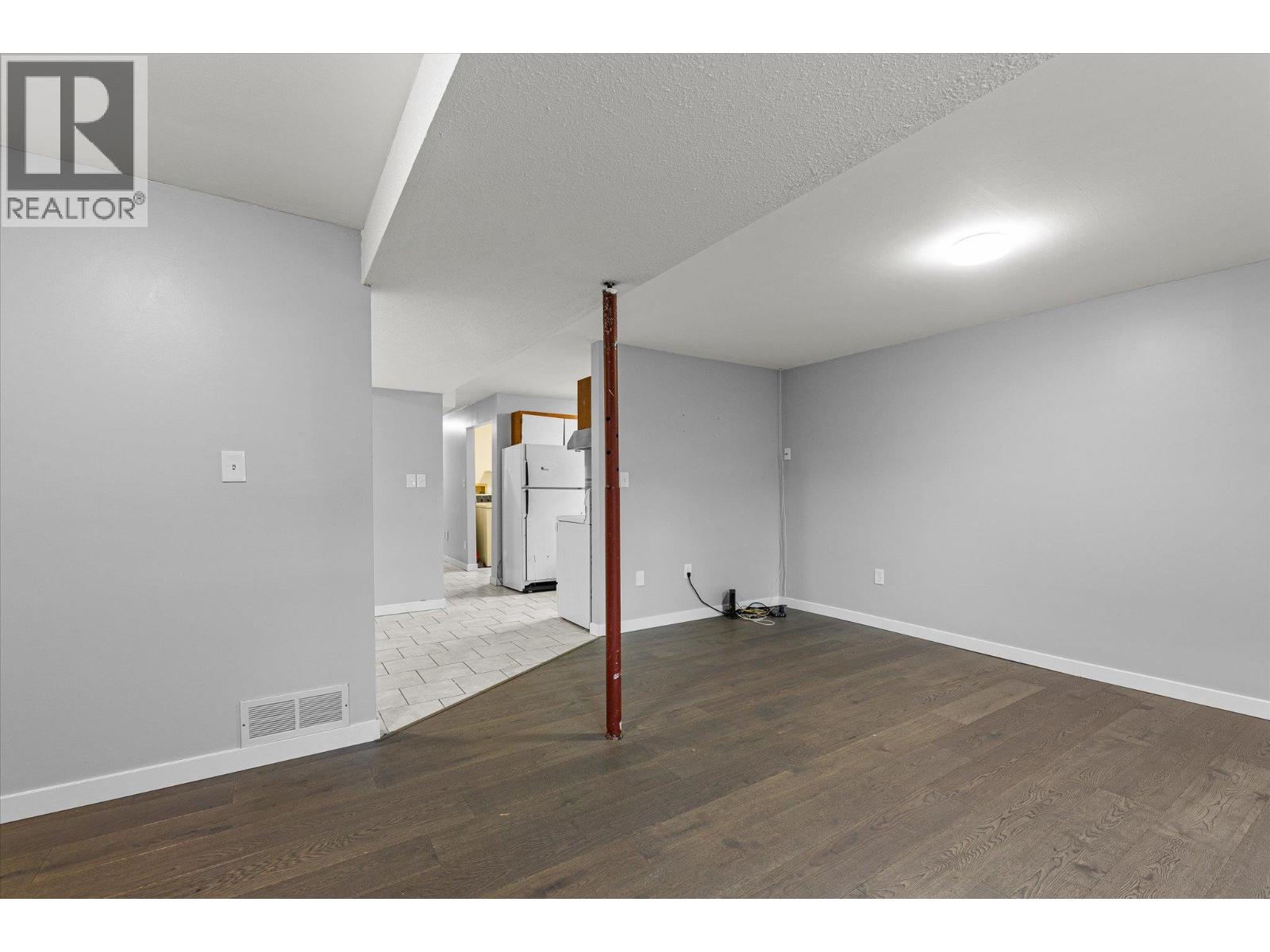 923 Fuller Avenue, Kelowna